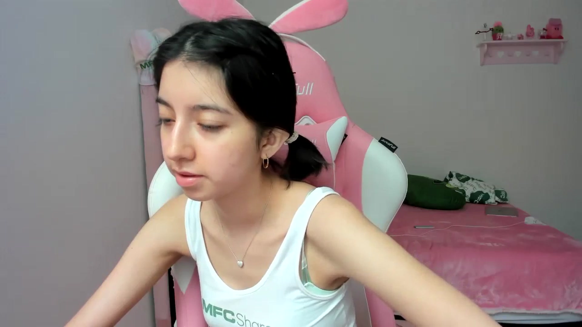 Gallery image thumbnail from Cherrycute666's myfreecams stream on, 02/02/2024, 23:52 image 8 of 20