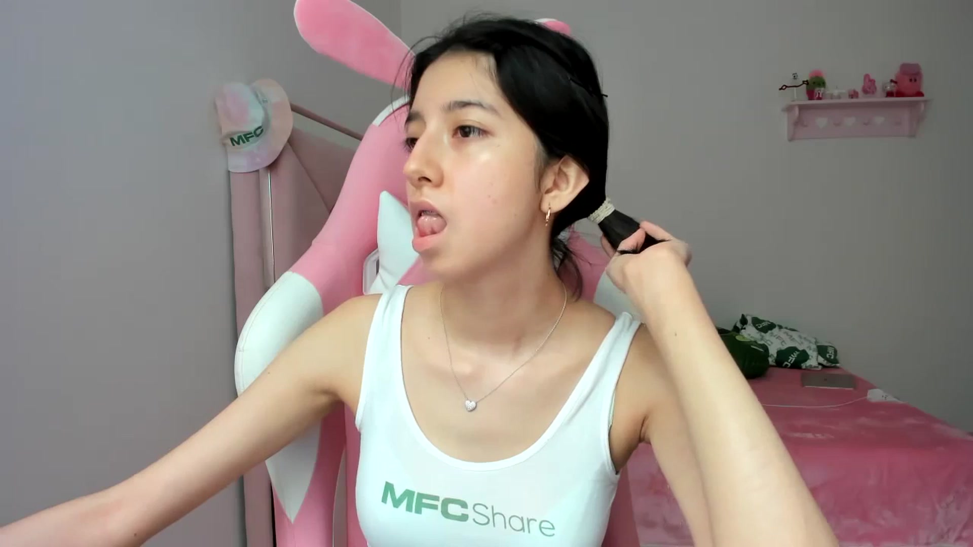 Gallery image thumbnail from Cherrycute666's myfreecams stream on, 02/02/2024, 23:52 image 9 of 20