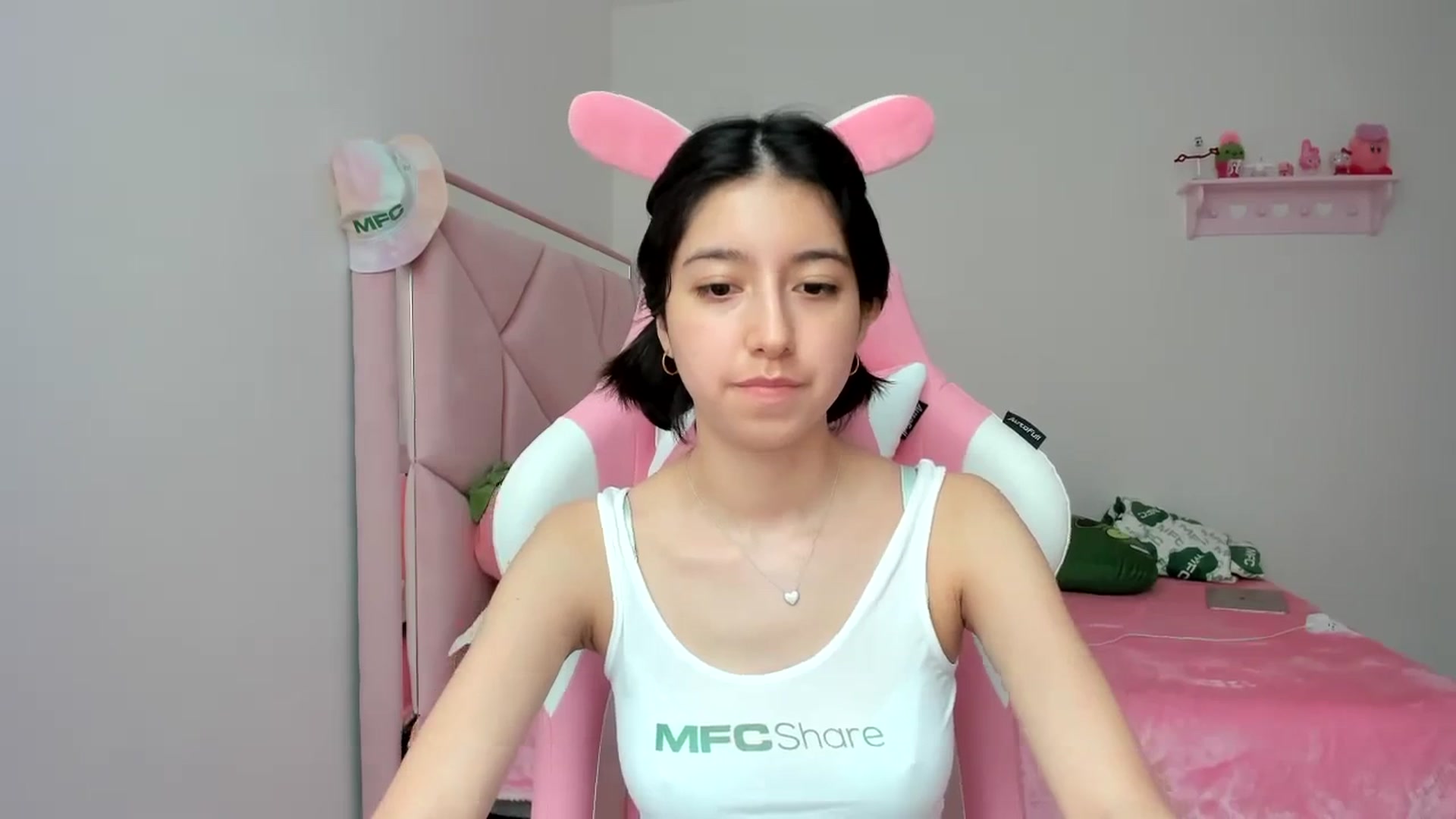 Gallery image thumbnail from Cherrycute666's myfreecams stream on, 02/02/2024, 23:52 image 4 of 20