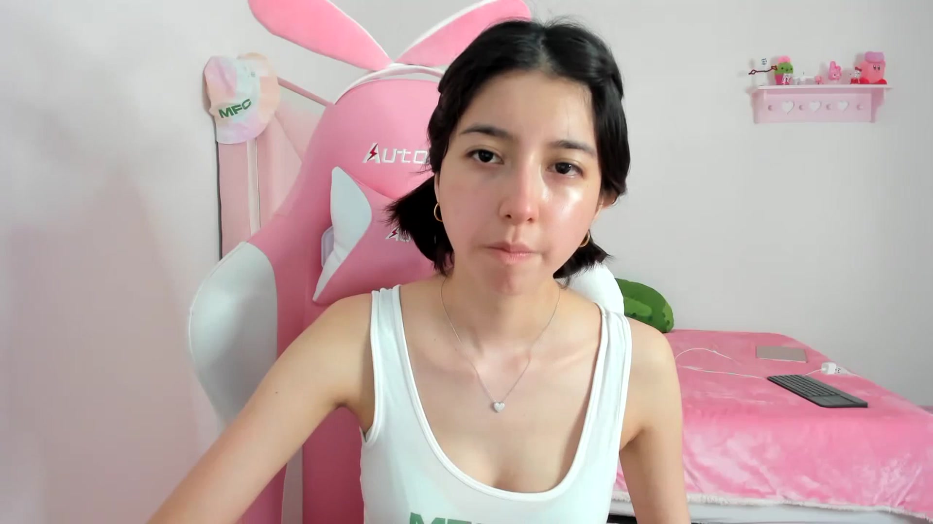 Gallery image thumbnail from Cherrycute666's myfreecams stream on, 02/03/2024, 01:30 image 4 of 20