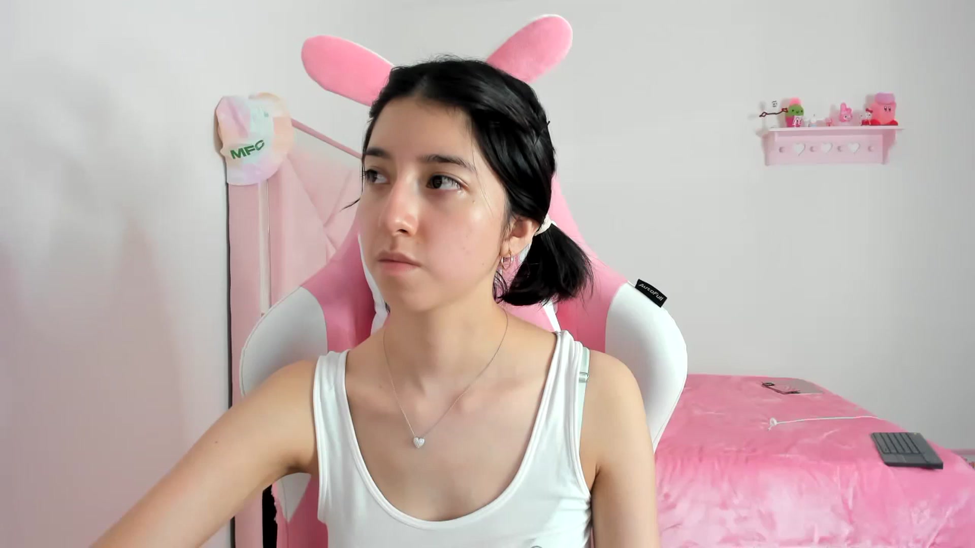 Gallery image thumbnail from Cherrycute666's myfreecams stream on, 02/03/2024, 08:30 image 2 of 20
