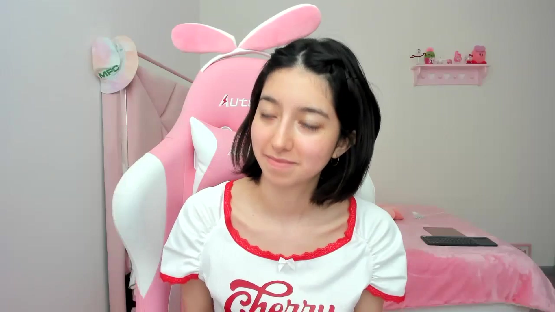 Gallery image thumbnail from Cherrycute666's myfreecams stream on, 02/03/2024, 23:08 image 6 of 20