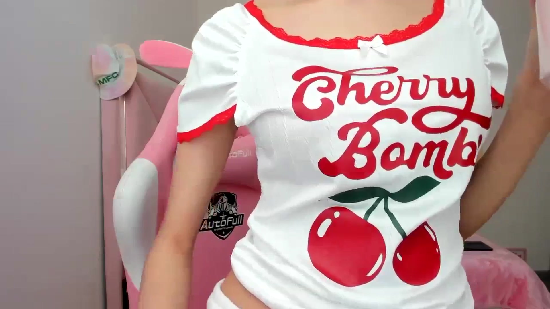 Gallery image thumbnail from Cherrycute666's myfreecams stream on, 02/03/2024, 23:08 image 3 of 20