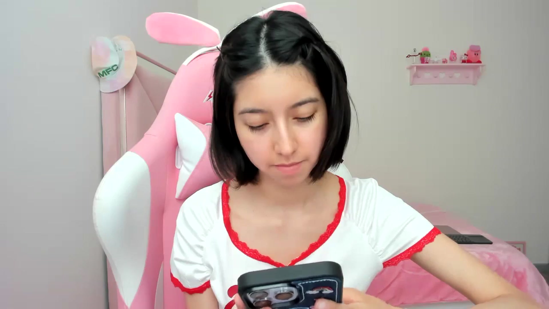 Gallery image thumbnail from Cherrycute666's myfreecams stream on, 02/03/2024, 23:08 image 4 of 20