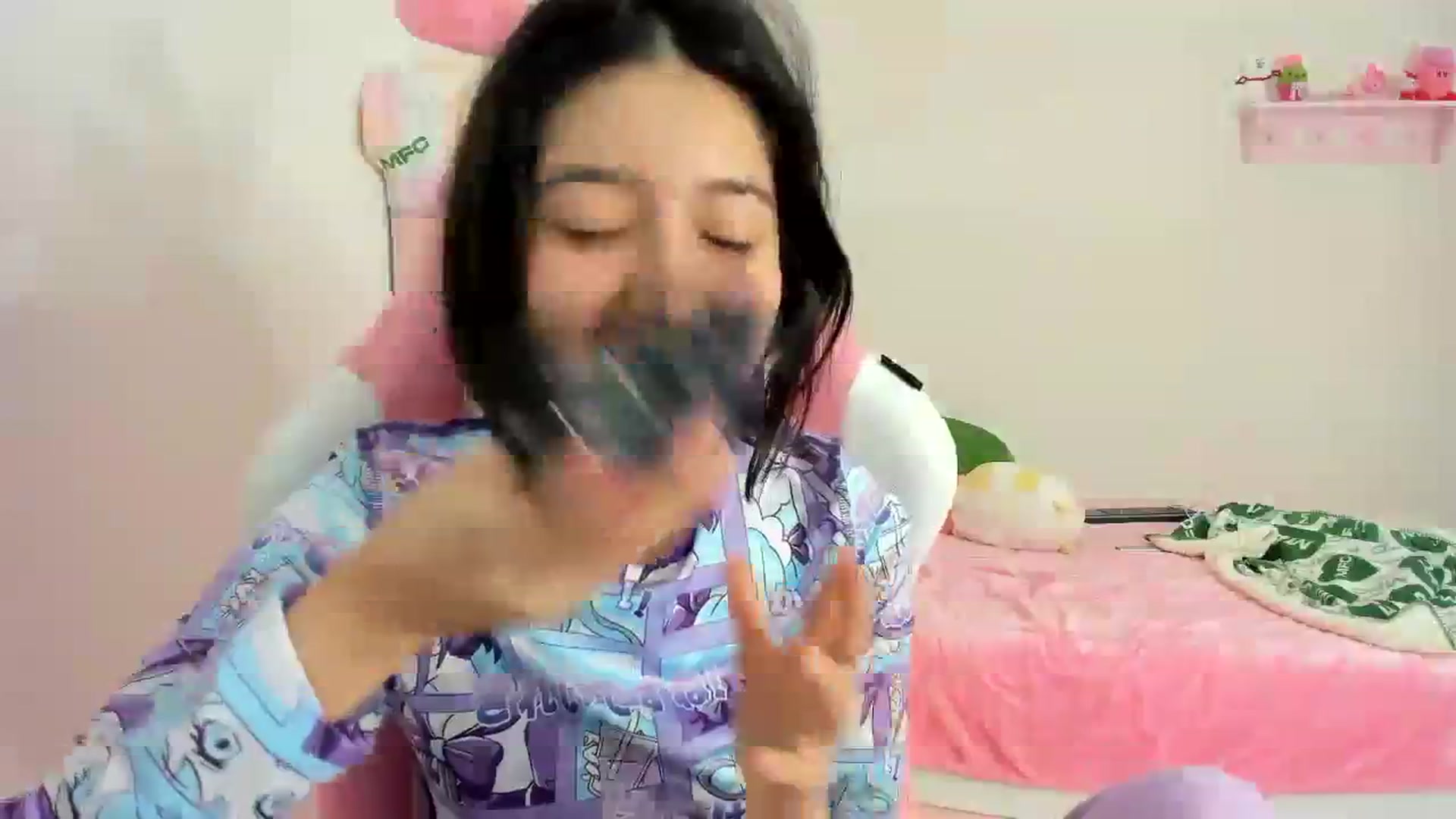 Gallery image thumbnail from Cherrycute666's myfreecams stream on, 02/05/2024, 15:11 image 20 of 20