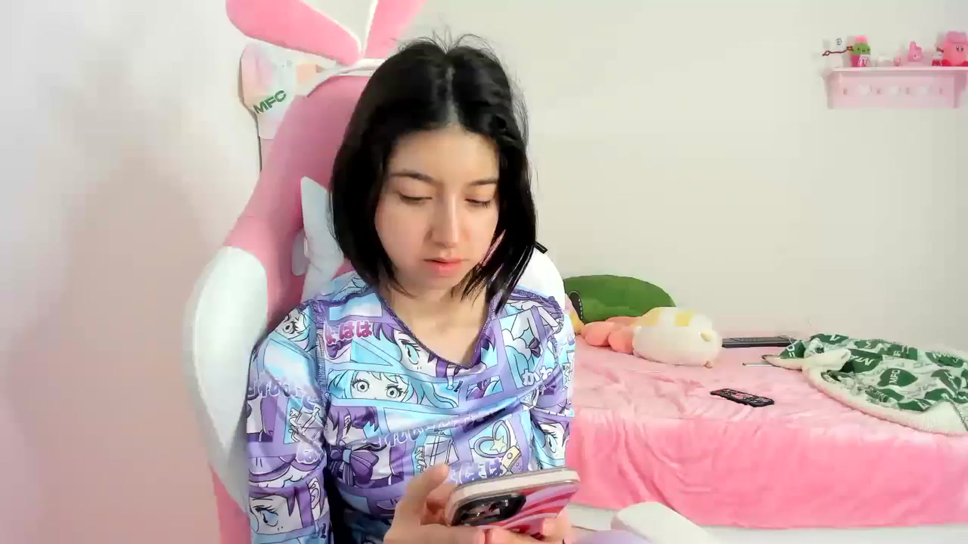 Gallery image thumbnail from Cherrycute666's myfreecams stream on, 02/05/2024, 15:11 image 1 of 20