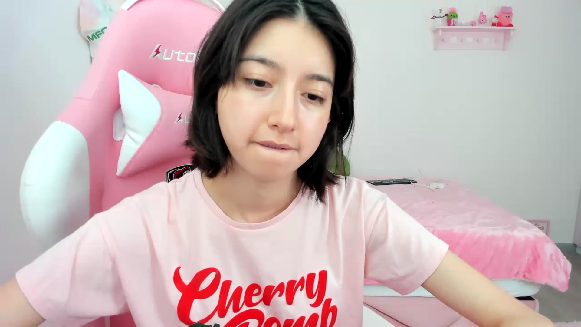 Gallery image thumbnail from Cherrycute666's myfreecams stream on, 02/05/2024, 17:30 image 9 of 20