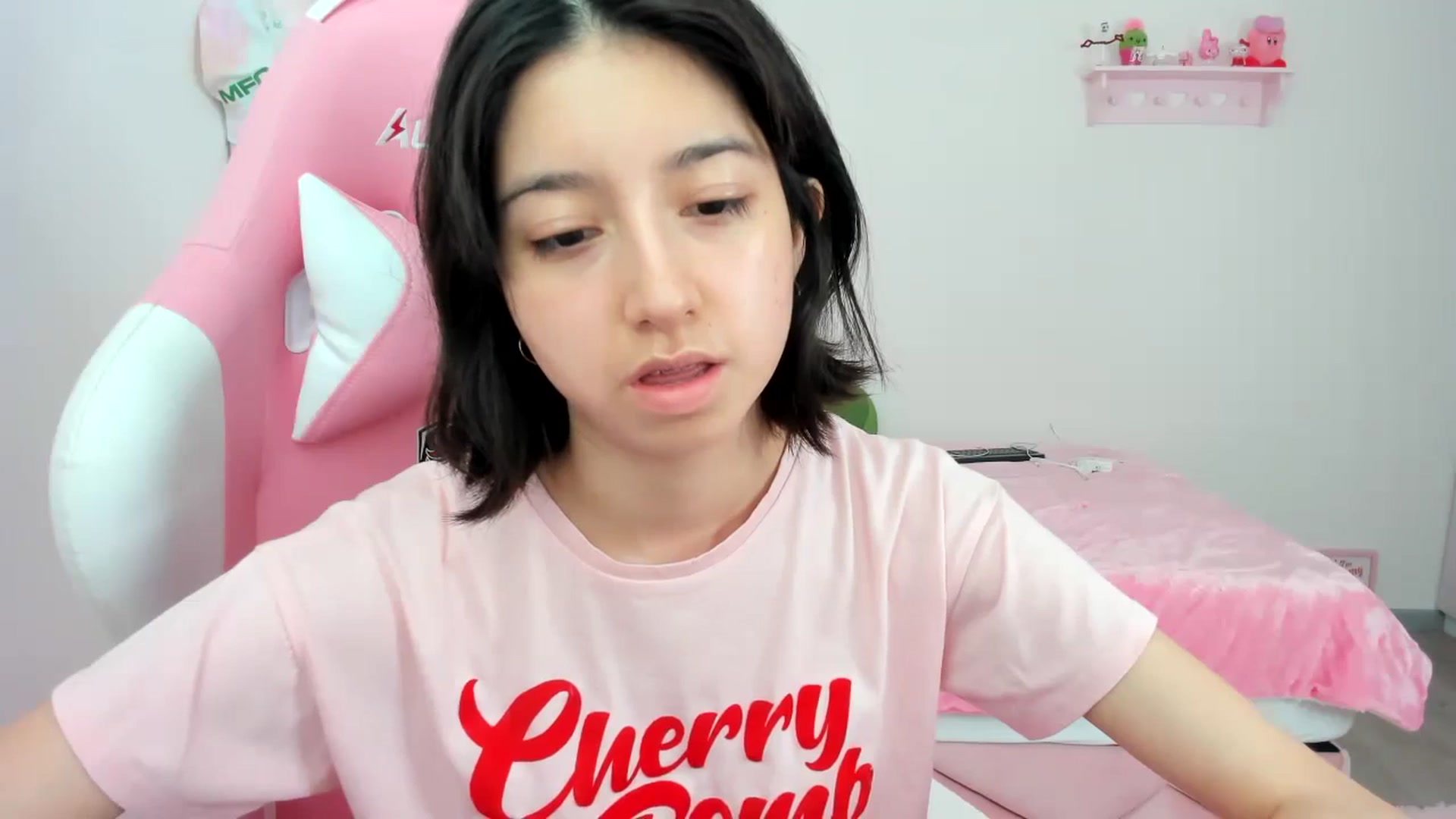 Gallery image thumbnail from Cherrycute666's myfreecams stream on, 02/05/2024, 17:30 image 8 of 20