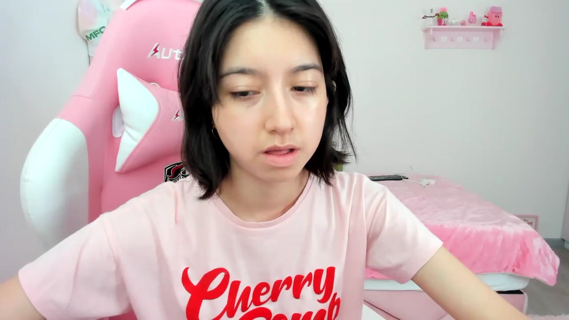 Gallery image thumbnail from Cherrycute666's myfreecams stream on, 02/05/2024, 17:30 image 11 of 20
