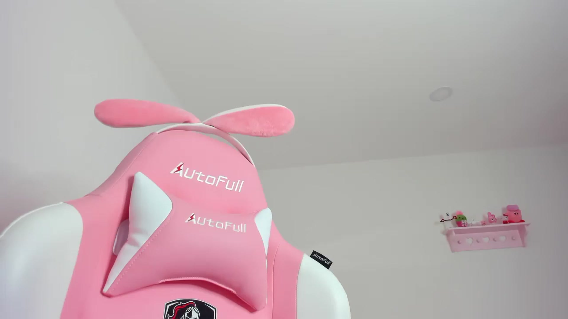 Gallery image thumbnail from Cherrycute666's myfreecams stream on, 02/07/2024, 04:03 image 12 of 20