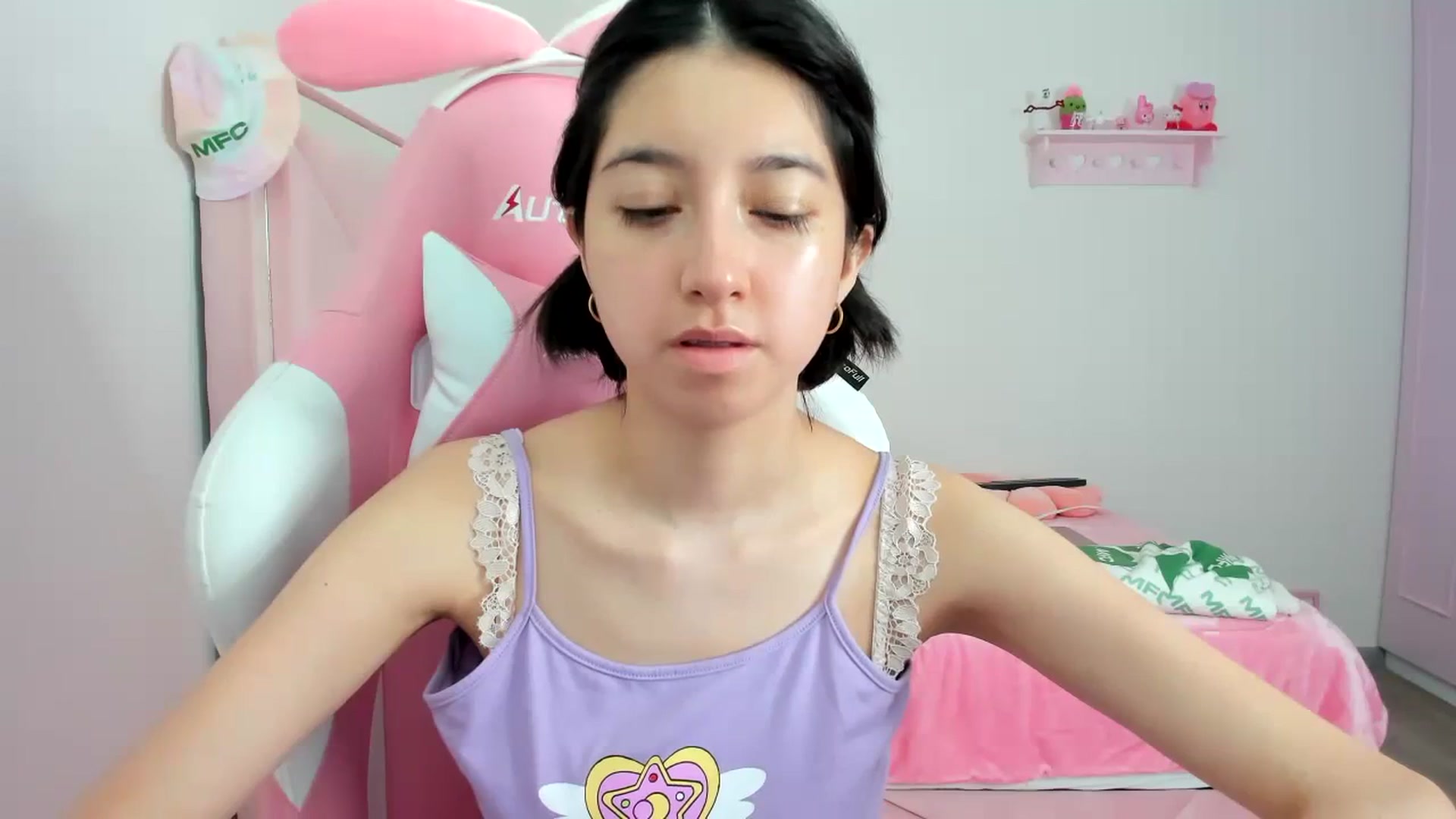 Gallery image thumbnail from Cherrycute666's myfreecams stream on, 02/07/2024, 15:47 image 19 of 20