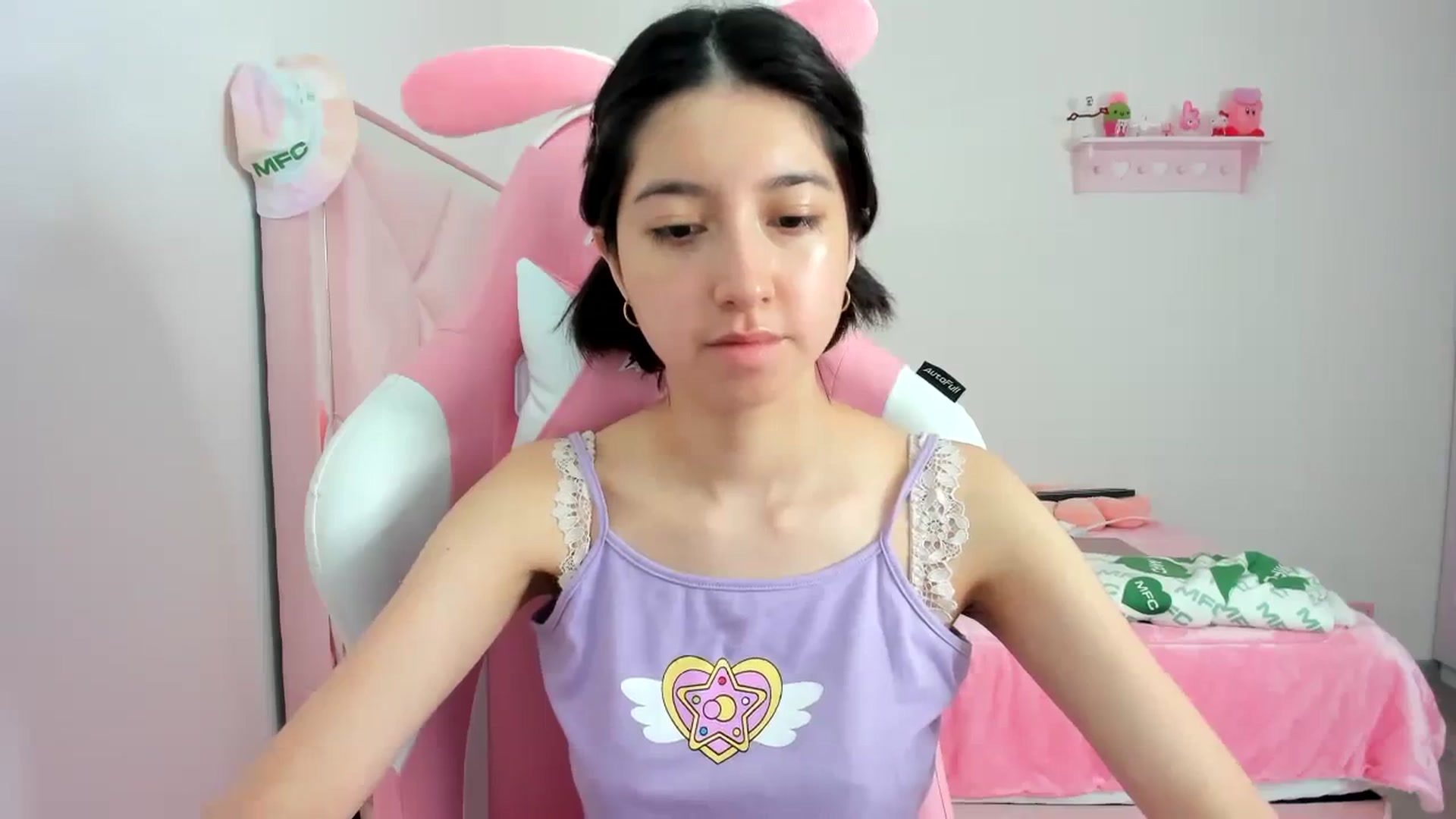 Gallery image thumbnail from Cherrycute666's myfreecams stream on, 02/07/2024, 15:47 image 12 of 20