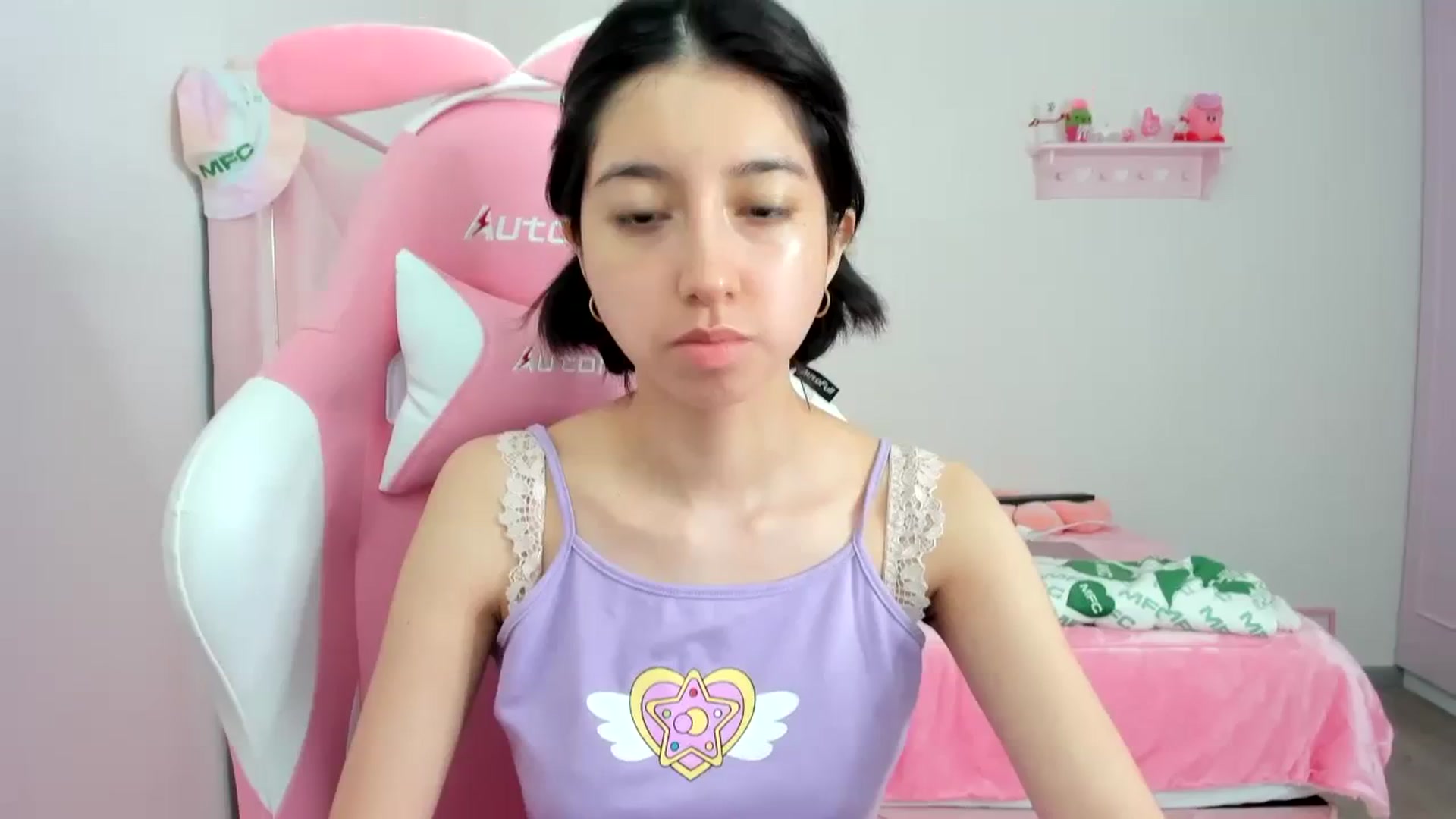Gallery image thumbnail from Cherrycute666's myfreecams stream on, 02/07/2024, 16:21 image 1 of 20