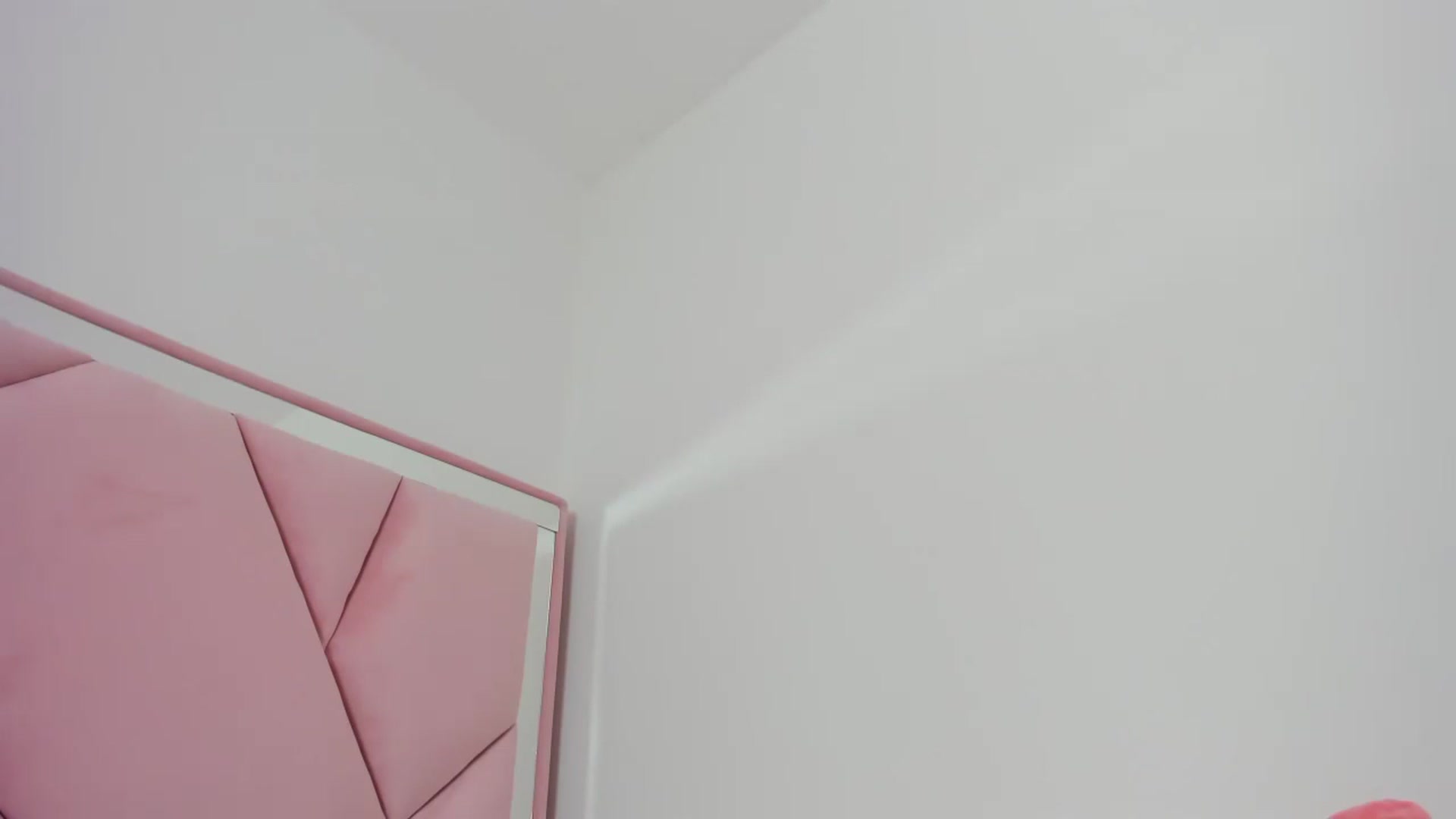 Gallery image thumbnail from Cherrycute666's myfreecams stream on, 02/08/2024, 03:56 image 14 of 20
