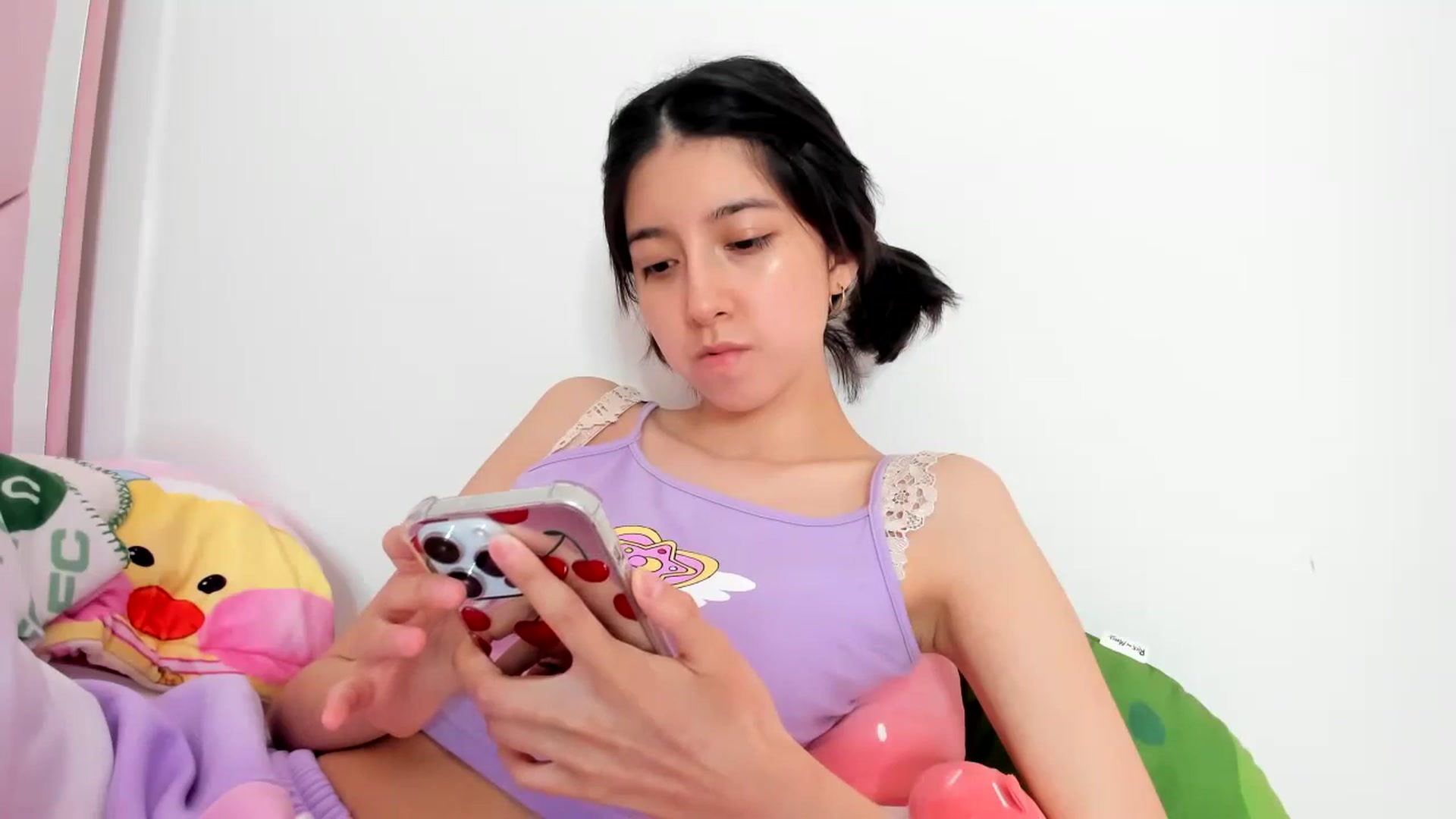Gallery image thumbnail from Cherrycute666's myfreecams stream on, 02/08/2024, 03:56 image 15 of 20