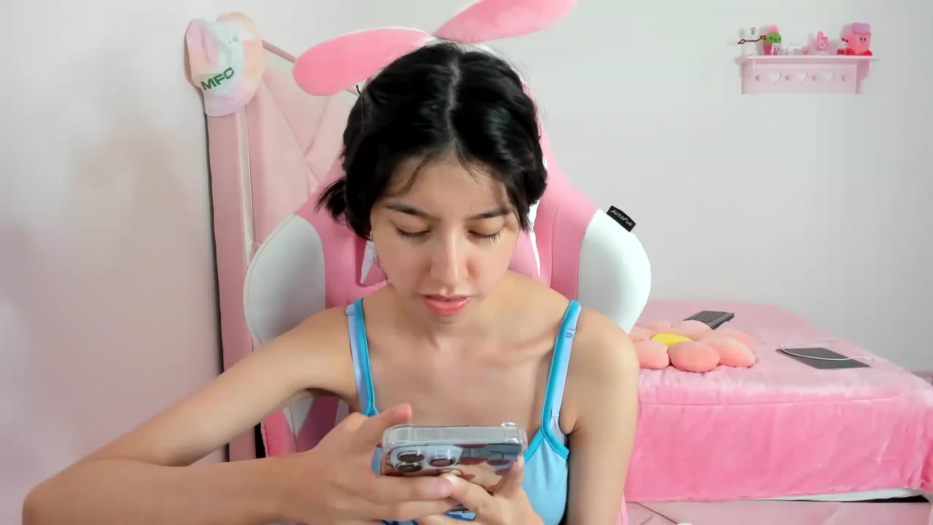 Gallery image thumbnail from Cherrycute666's myfreecams stream on, 02/09/2024, 05:44 image 3 of 20