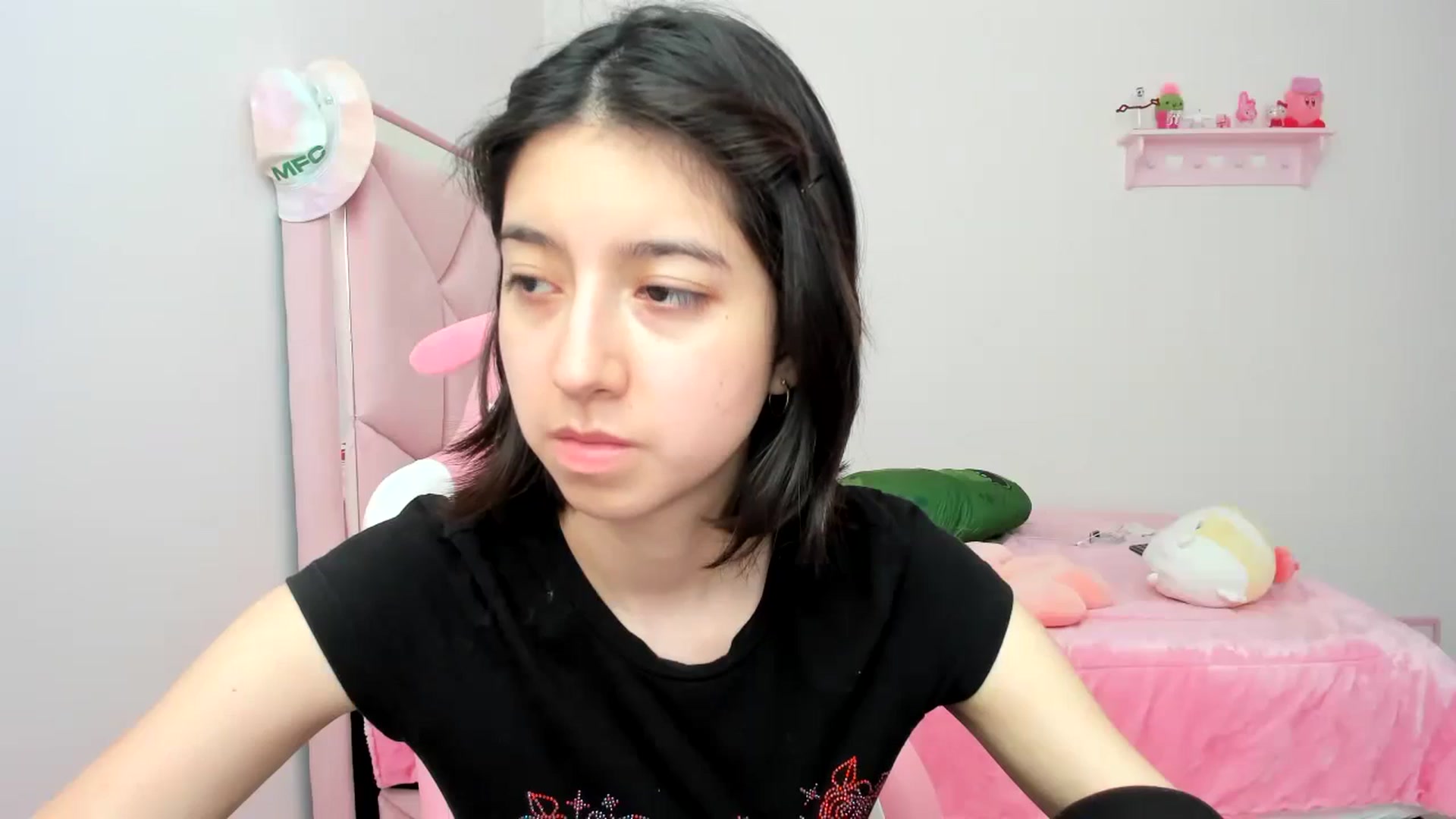 Gallery image thumbnail from Cherrycute666's myfreecams stream on, 02/09/2024, 22:34 image 9 of 20