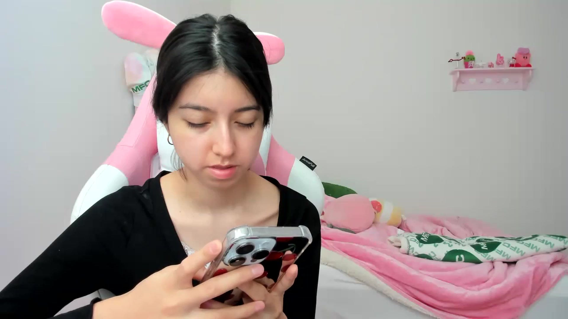 Gallery image thumbnail from Cherrycute666's myfreecams stream on, 02/11/2024, 19:07 image 20 of 20