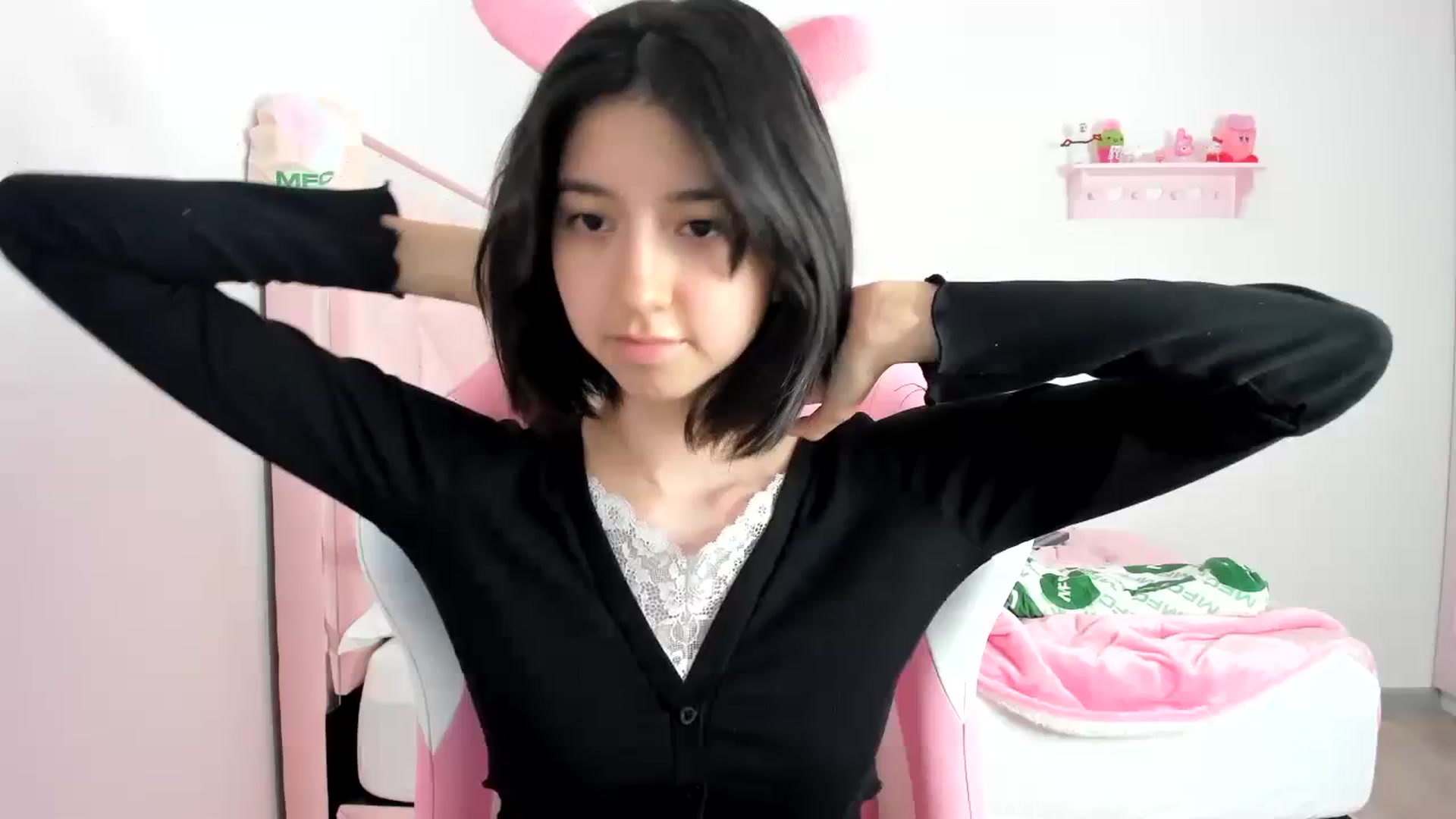 Gallery image thumbnail from Cherrycute666's myfreecams stream on, 02/12/2024, 06:26 image 1 of 20