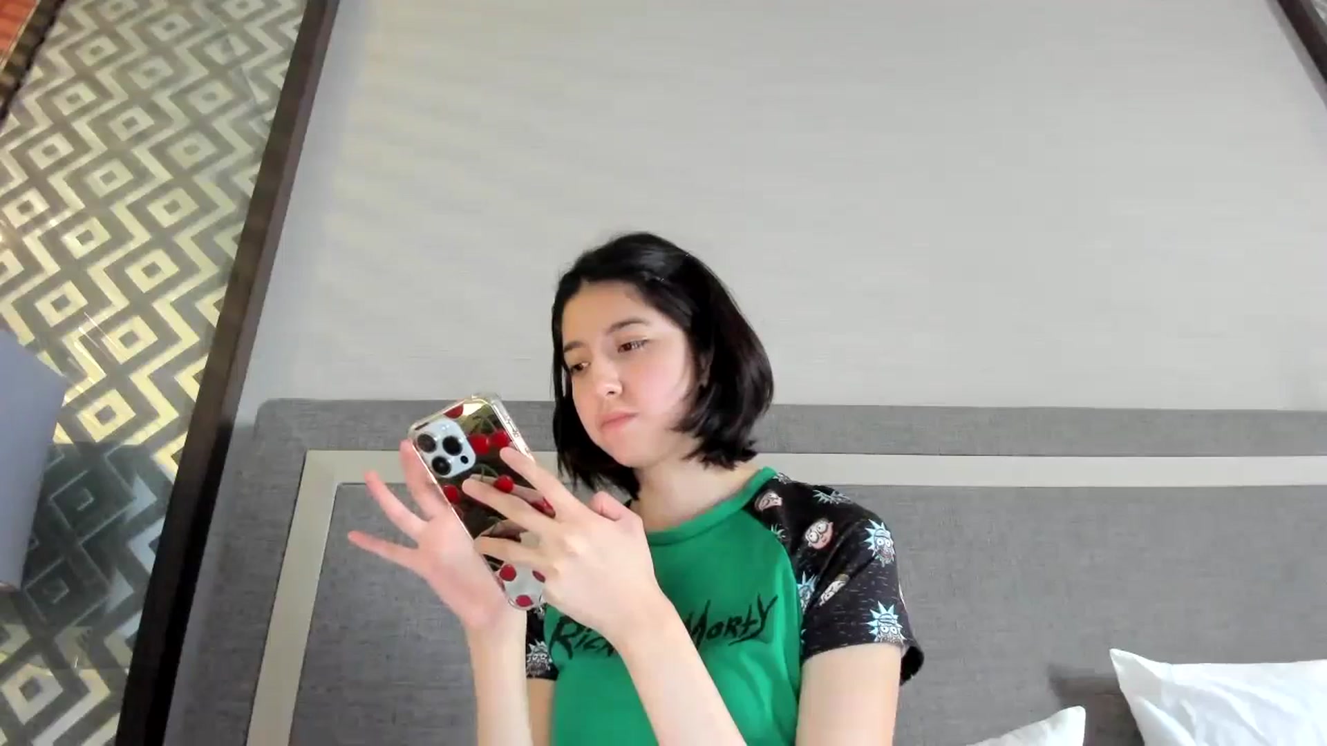 Gallery image thumbnail from Cherrycute666's myfreecams stream on, 02/13/2024, 24:03 image 4 of 20