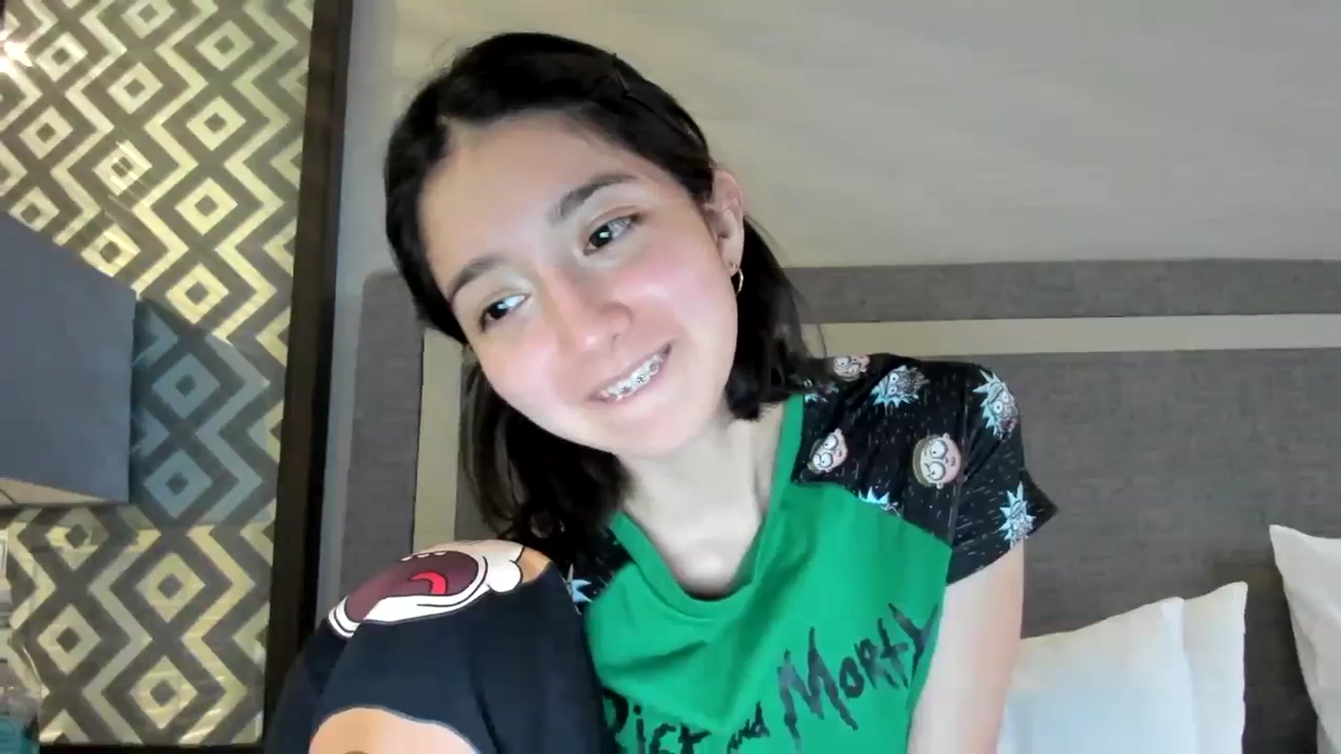 Gallery image thumbnail from Cherrycute666's myfreecams stream on, 02/13/2024, 24:03 image 13 of 20