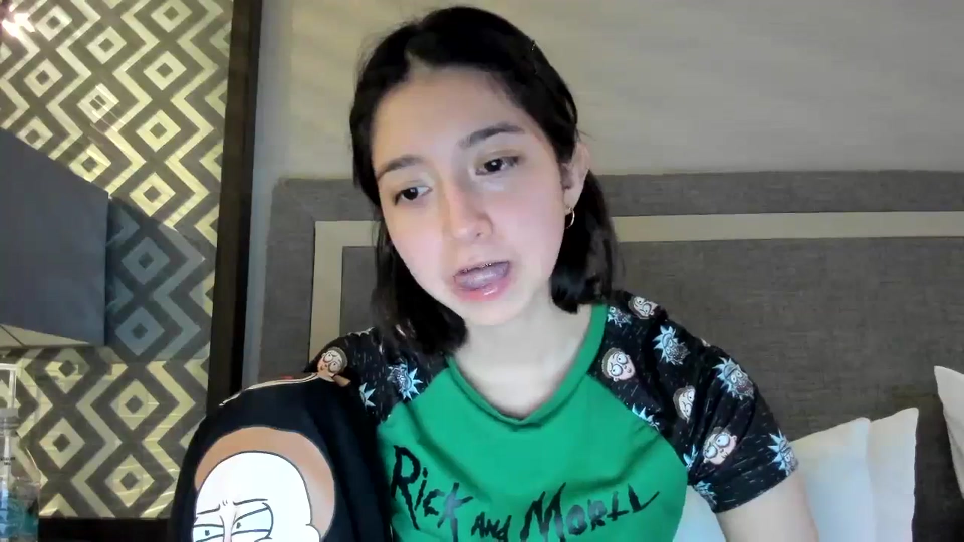 Gallery image thumbnail from Cherrycute666's myfreecams stream on, 02/13/2024, 24:03 image 14 of 20