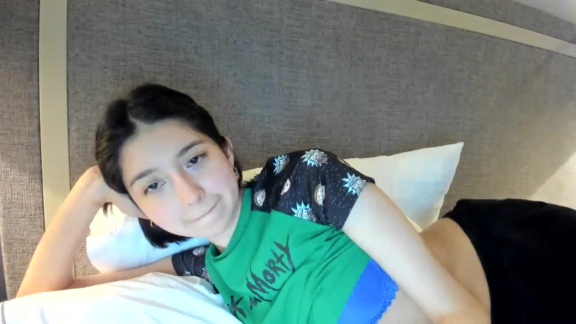 Gallery image thumbnail from Cherrycute666's myfreecams stream on, 02/13/2024, 01:39 image 15 of 20