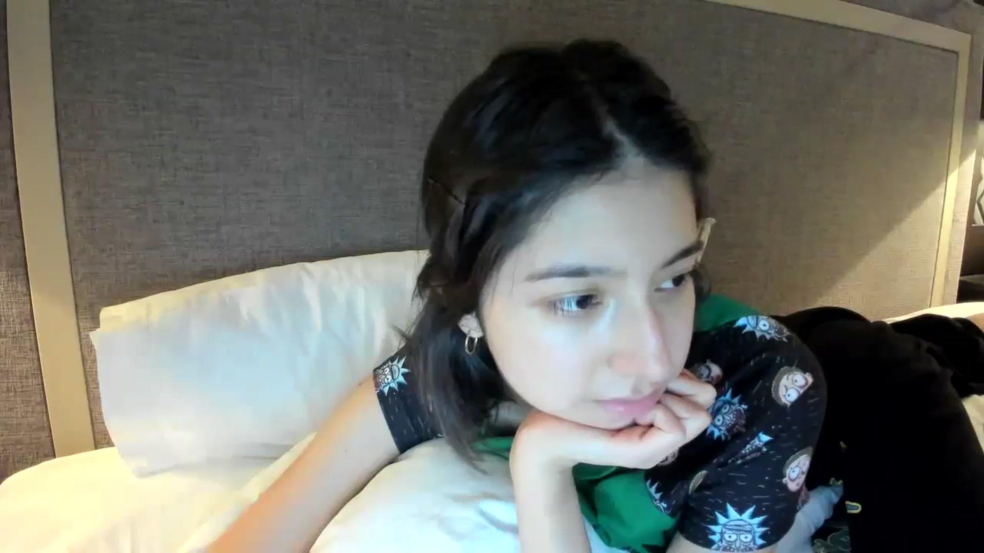 Gallery image thumbnail from Cherrycute666's myfreecams stream on, 02/13/2024, 02:21 image 6 of 20