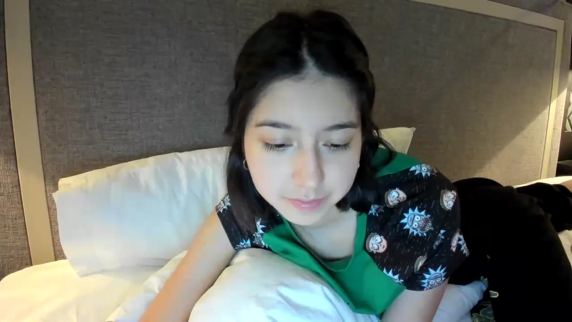 Gallery image thumbnail from Cherrycute666's myfreecams stream on, 02/13/2024, 02:21 image 5 of 20