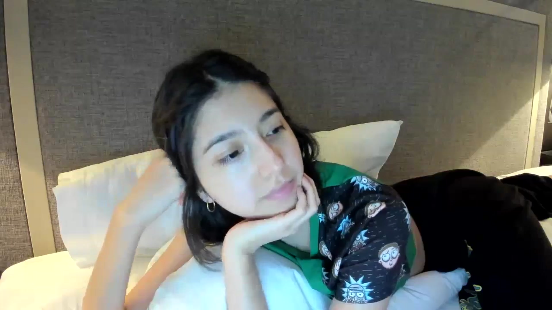 Gallery image thumbnail from Cherrycute666's myfreecams stream on, 02/13/2024, 02:21 image 9 of 20