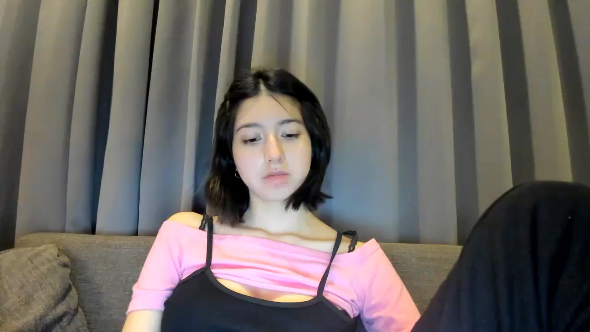 Gallery image thumbnail from Cherrycute666's myfreecams stream on, 02/14/2024, 05:31 image 19 of 20