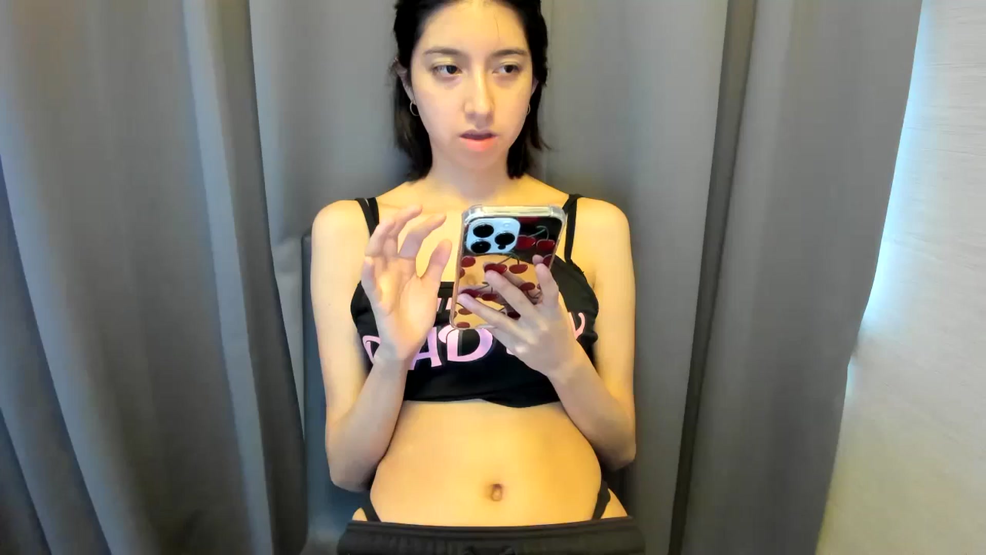 Gallery image thumbnail from Cherrycute666's myfreecams stream on, 02/15/2024, 20:49 image 14 of 20