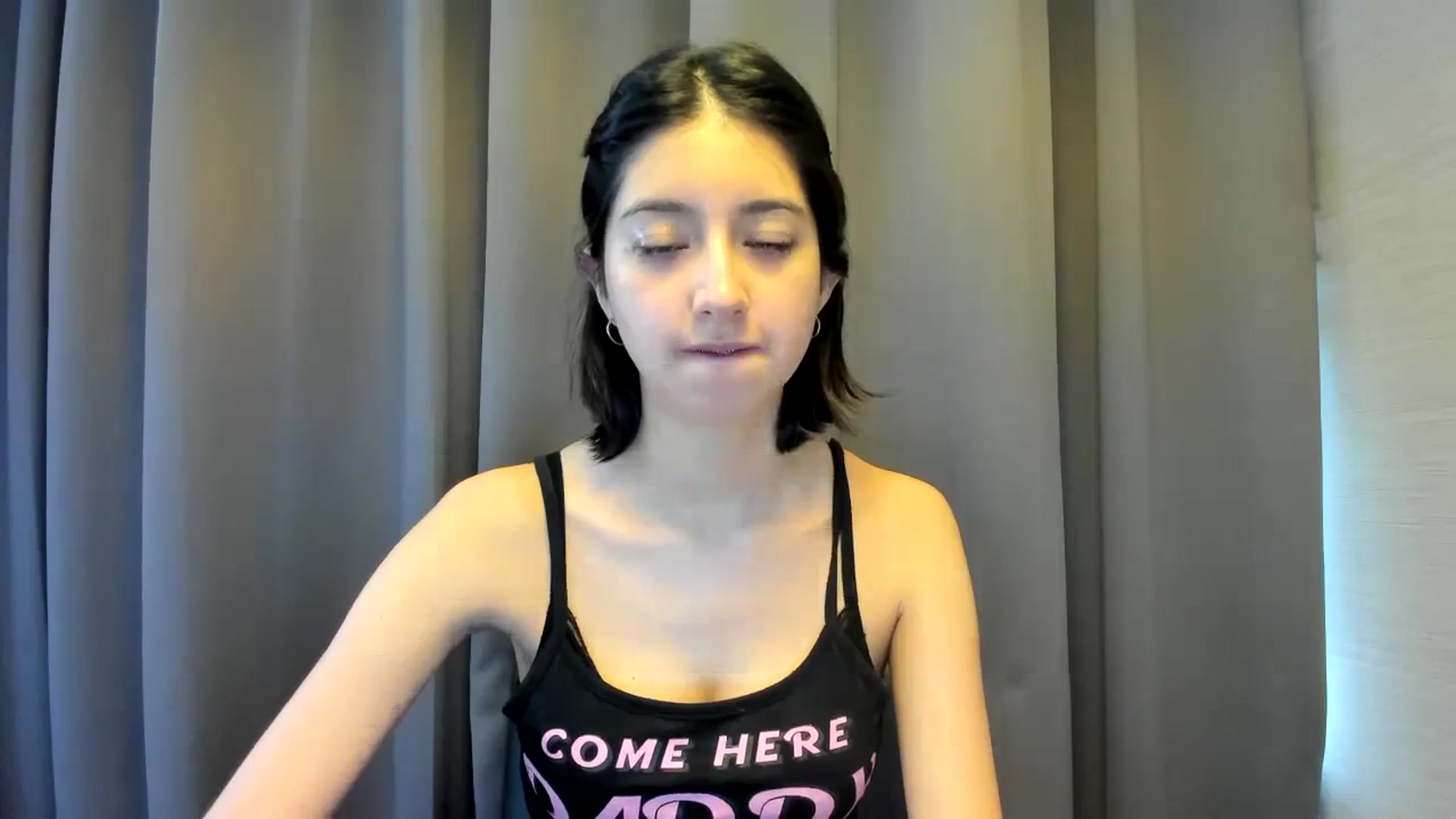 Gallery image thumbnail from Cherrycute666's myfreecams stream on, 02/15/2024, 20:49 image 9 of 20