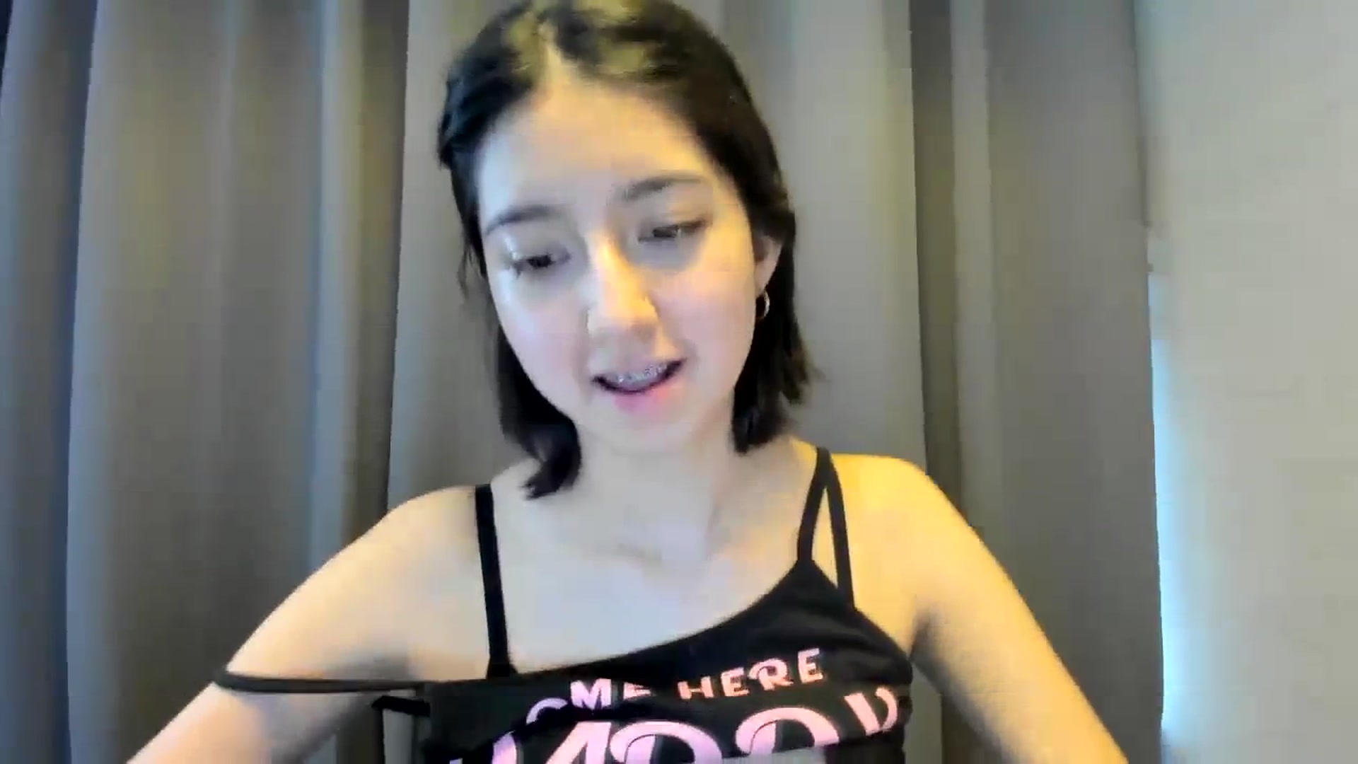 Gallery image thumbnail from Cherrycute666's myfreecams stream on, 02/15/2024, 20:49 image 13 of 20