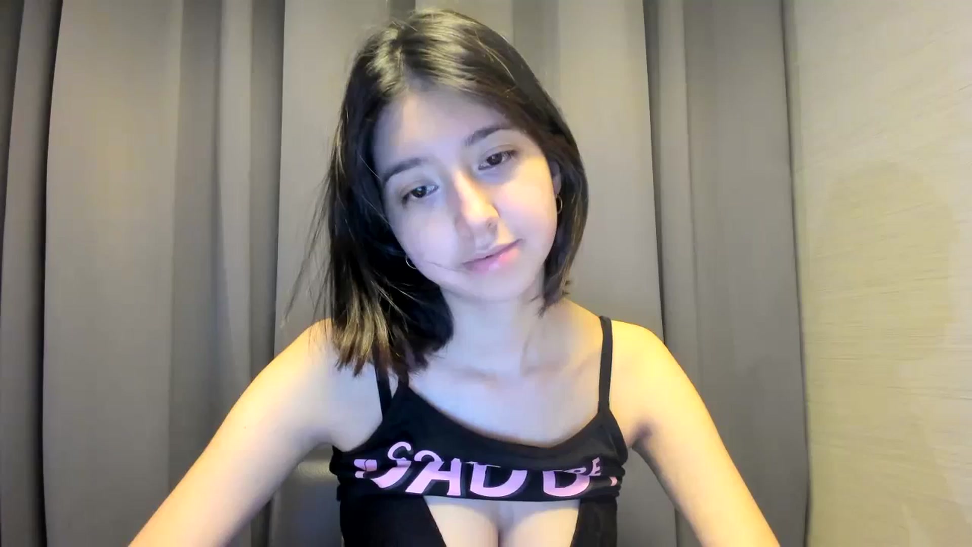 Gallery image thumbnail from Cherrycute666's myfreecams stream on, 02/16/2024, 06:32 image 19 of 20