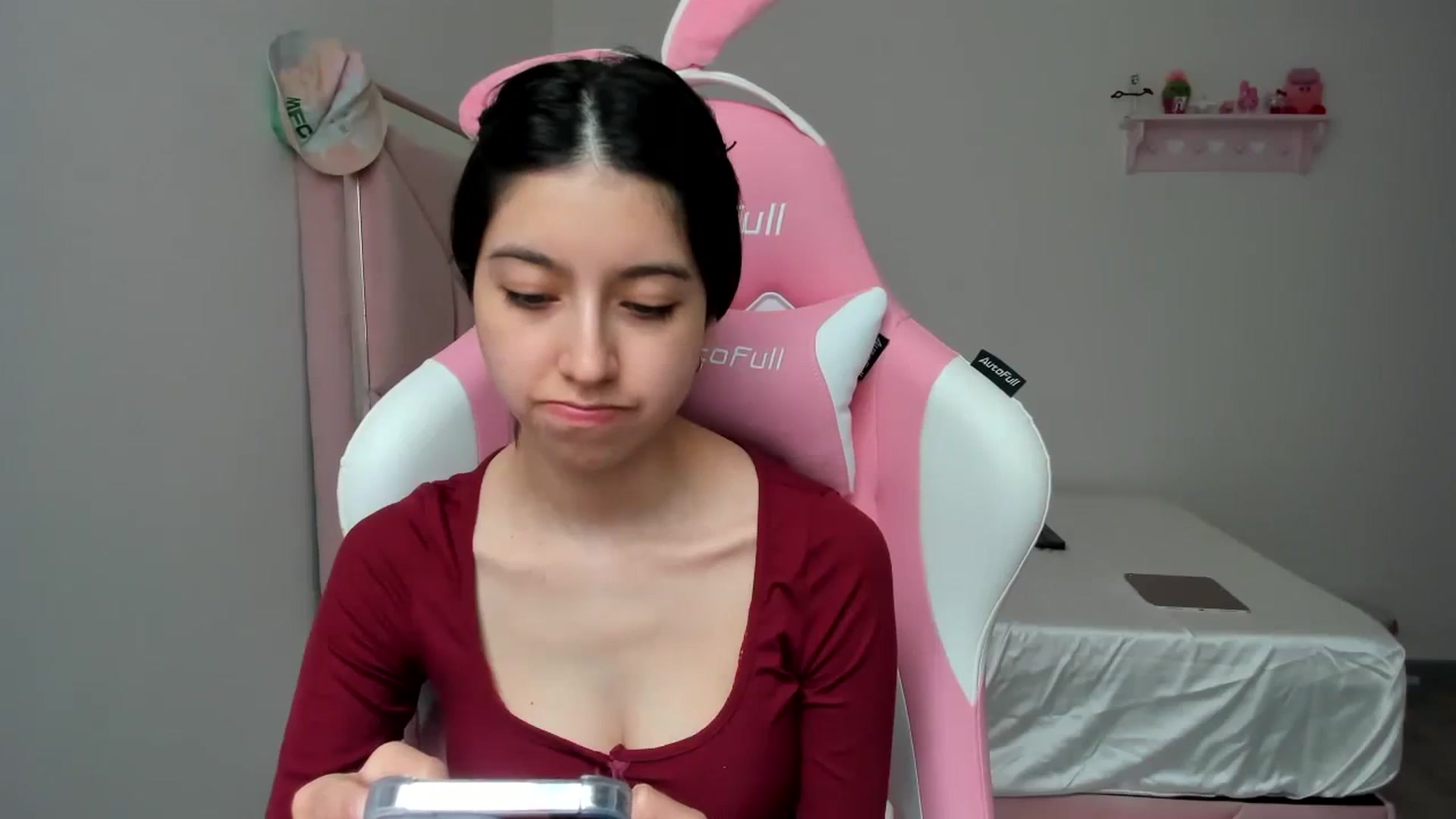 Gallery image thumbnail from Cherrycute666's myfreecams stream on, 02/16/2024, 23:20 image 2 of 20