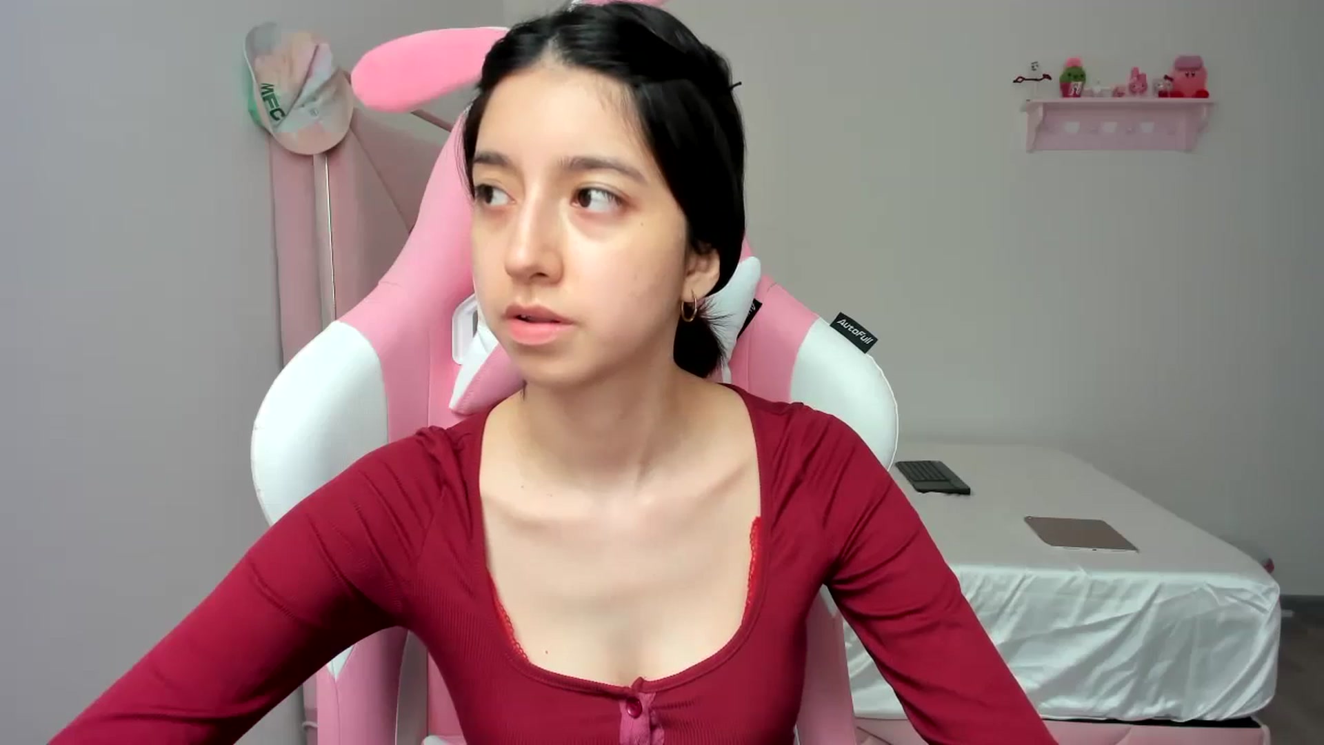 Gallery image thumbnail from Cherrycute666's myfreecams stream on, 02/16/2024, 23:20 image 5 of 20