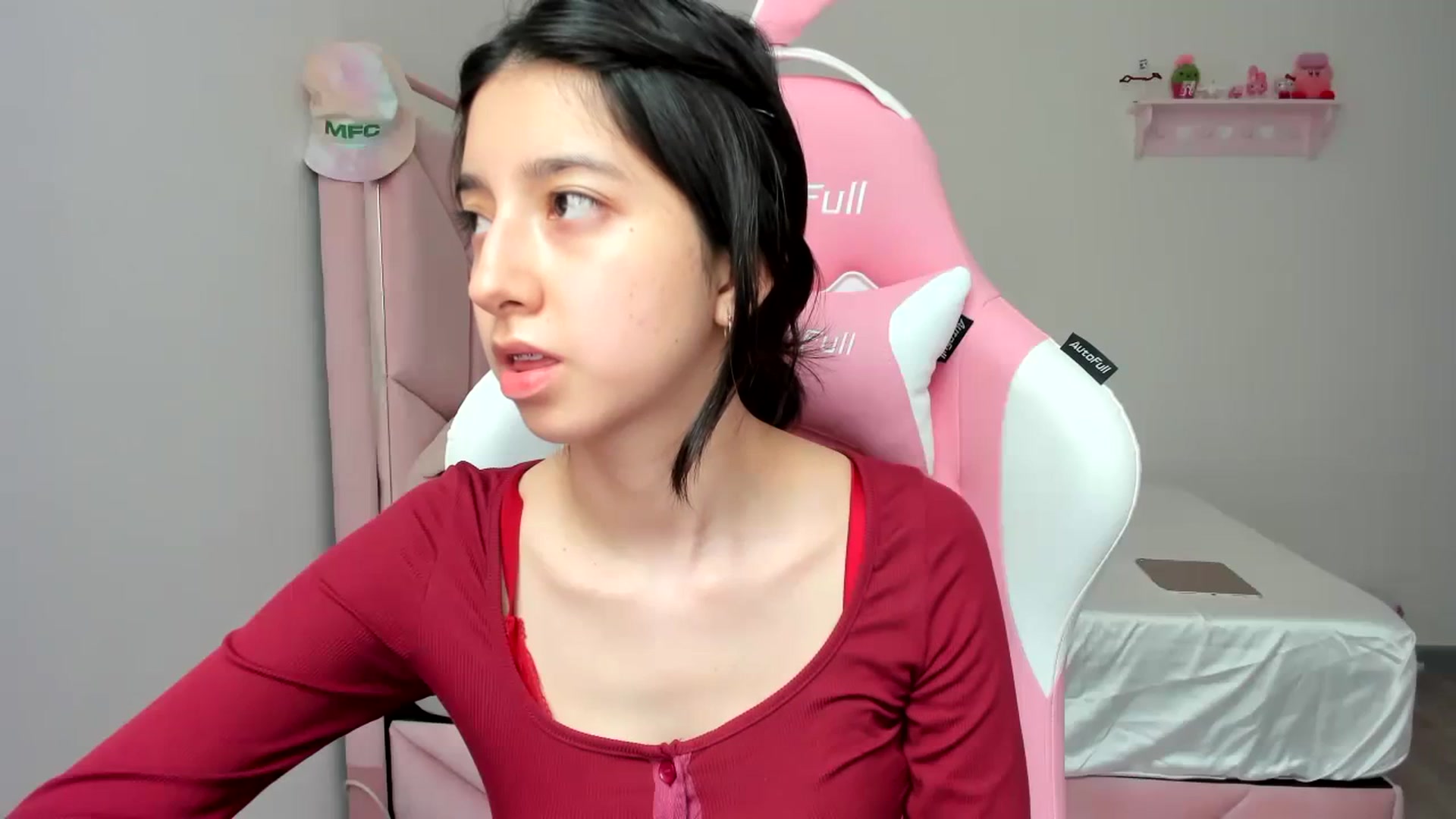 Gallery image thumbnail from Cherrycute666's myfreecams stream on, 02/16/2024, 23:20 image 18 of 20