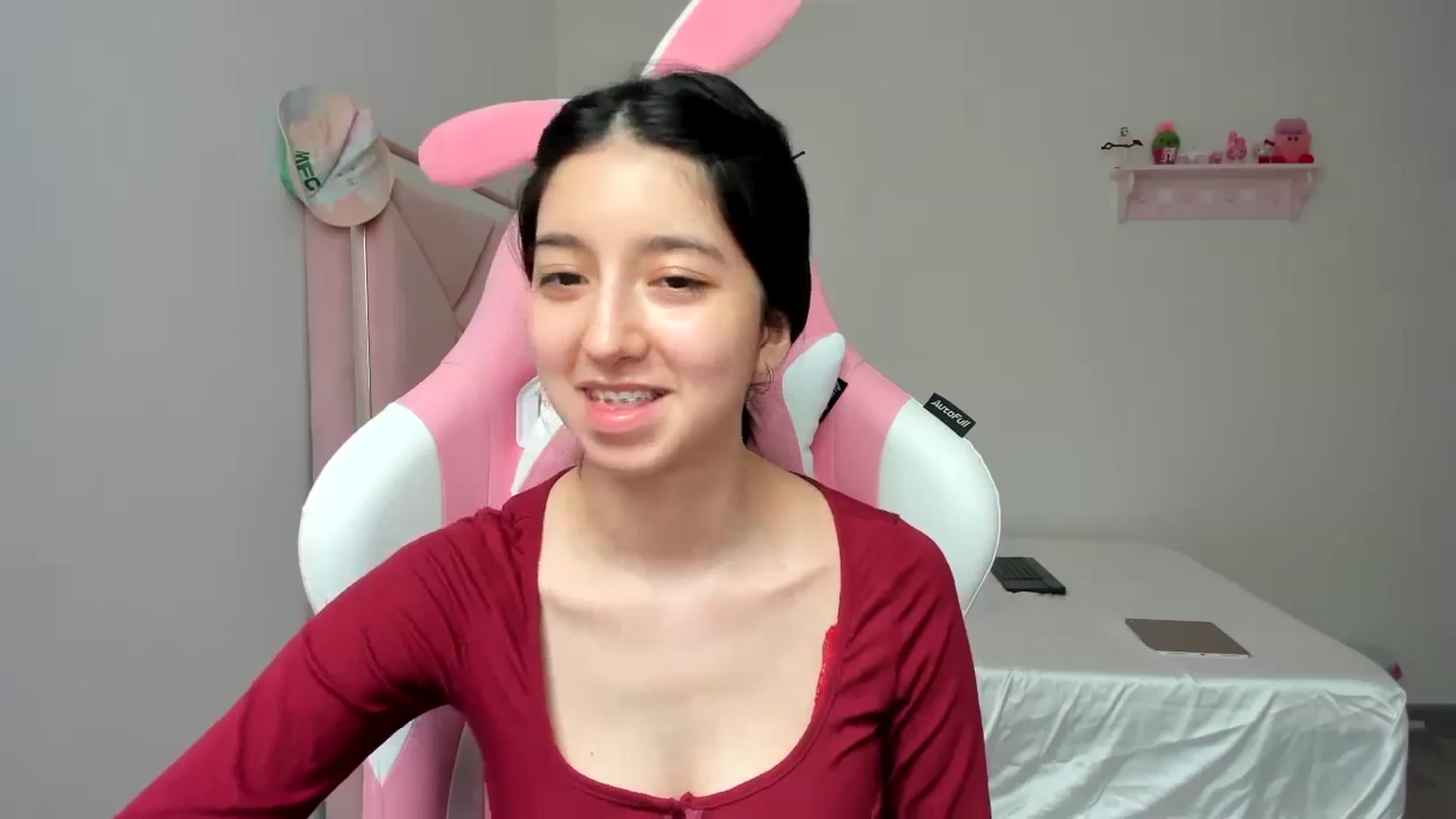 Gallery image thumbnail from Cherrycute666's myfreecams stream on, 02/16/2024, 23:20 image 7 of 20