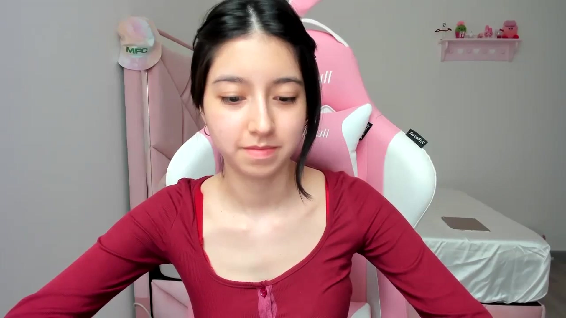 Gallery image thumbnail from Cherrycute666's myfreecams stream on, 02/16/2024, 23:20 image 19 of 20