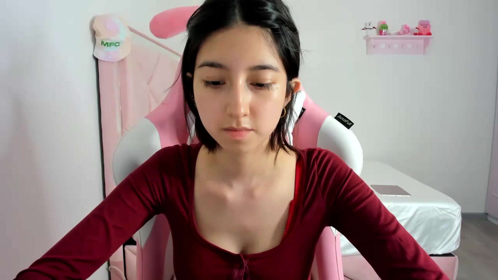 Gallery image thumbnail from Cherrycute666's myfreecams stream on, 02/17/2024, 03:44 image 17 of 20