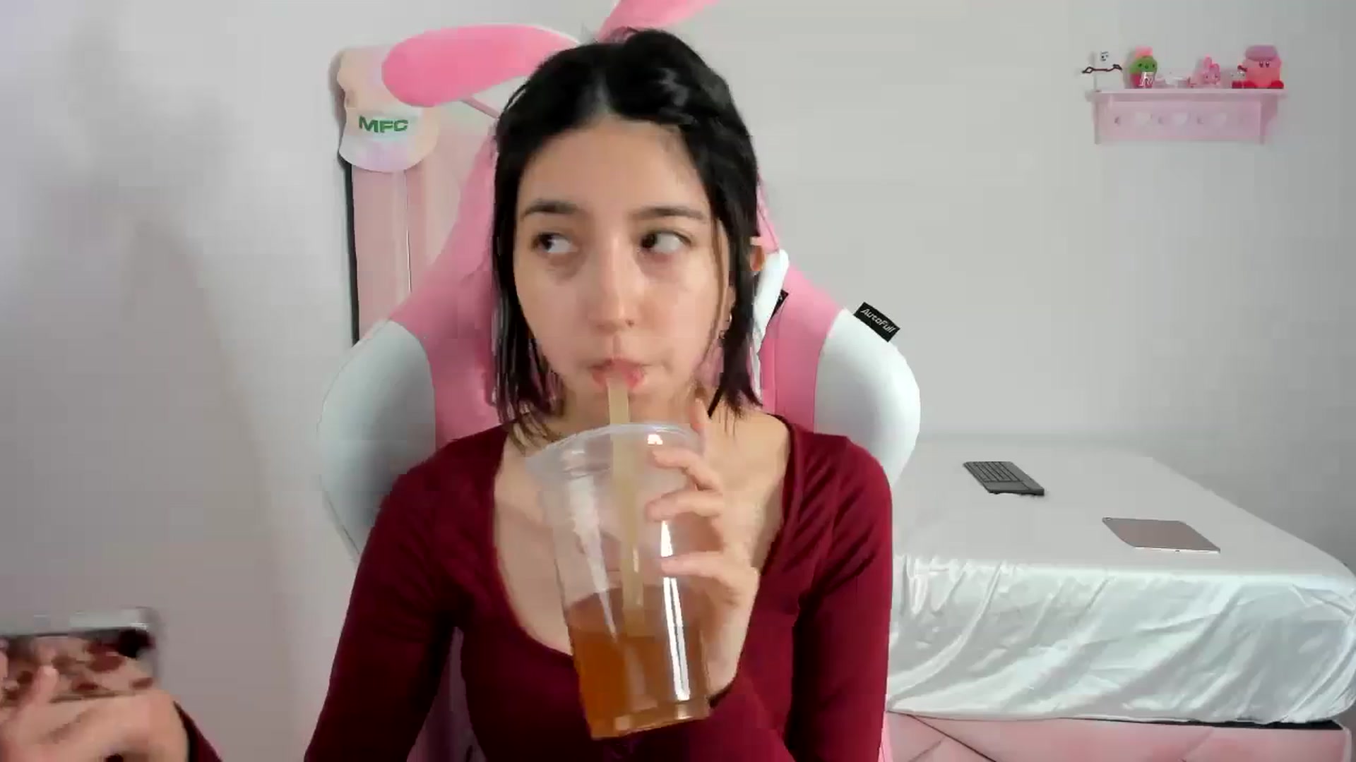 Gallery image thumbnail from Cherrycute666's myfreecams stream on, 02/17/2024, 03:44 image 3 of 20