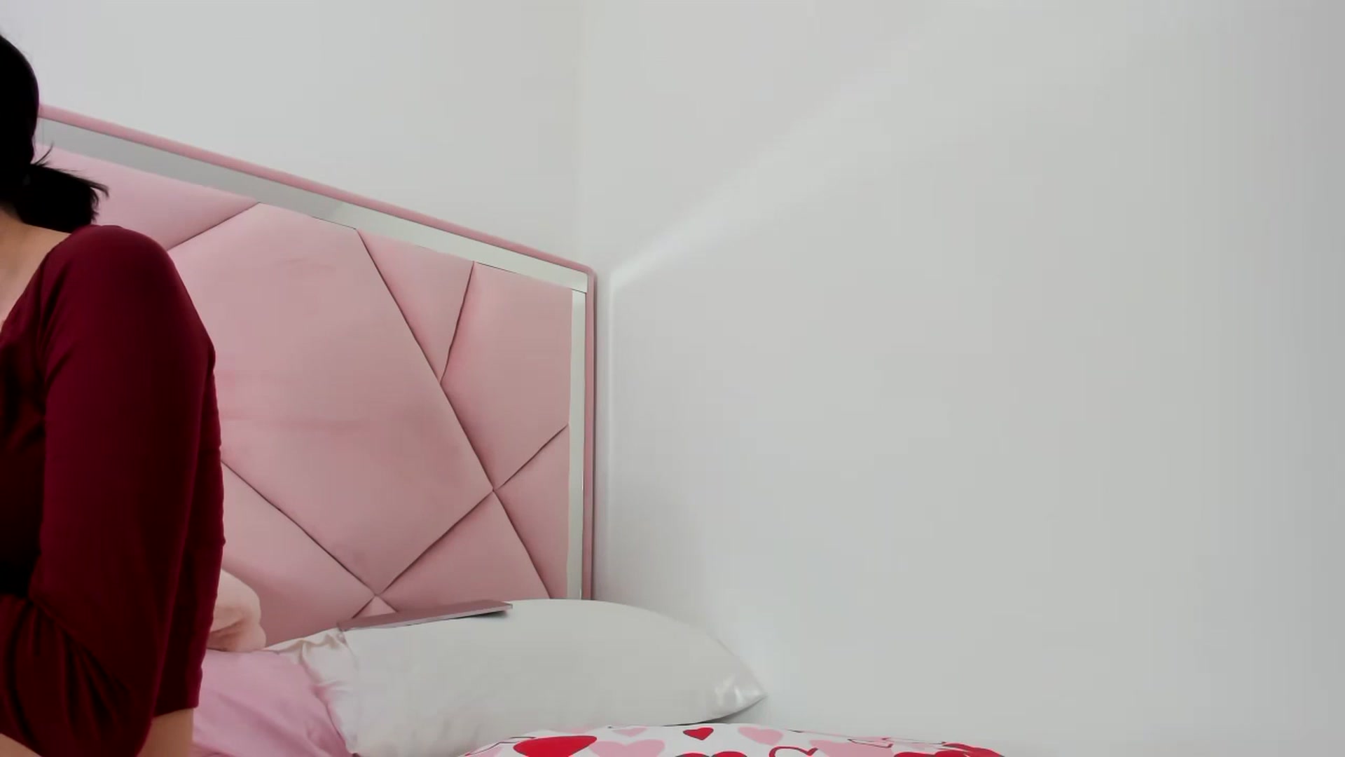 Gallery image thumbnail from Cherrycute666's myfreecams stream on, 02/17/2024, 10:21 image 2 of 20
