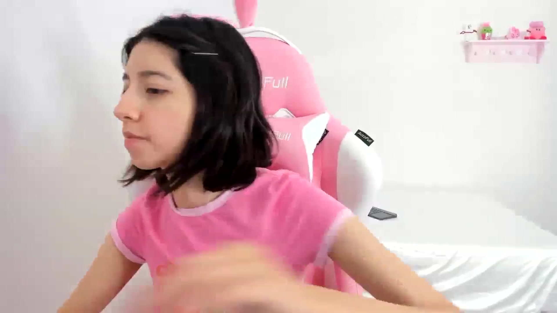 Gallery image thumbnail from Cherrycute666's myfreecams stream on, 02/17/2024, 23:36 image 19 of 20