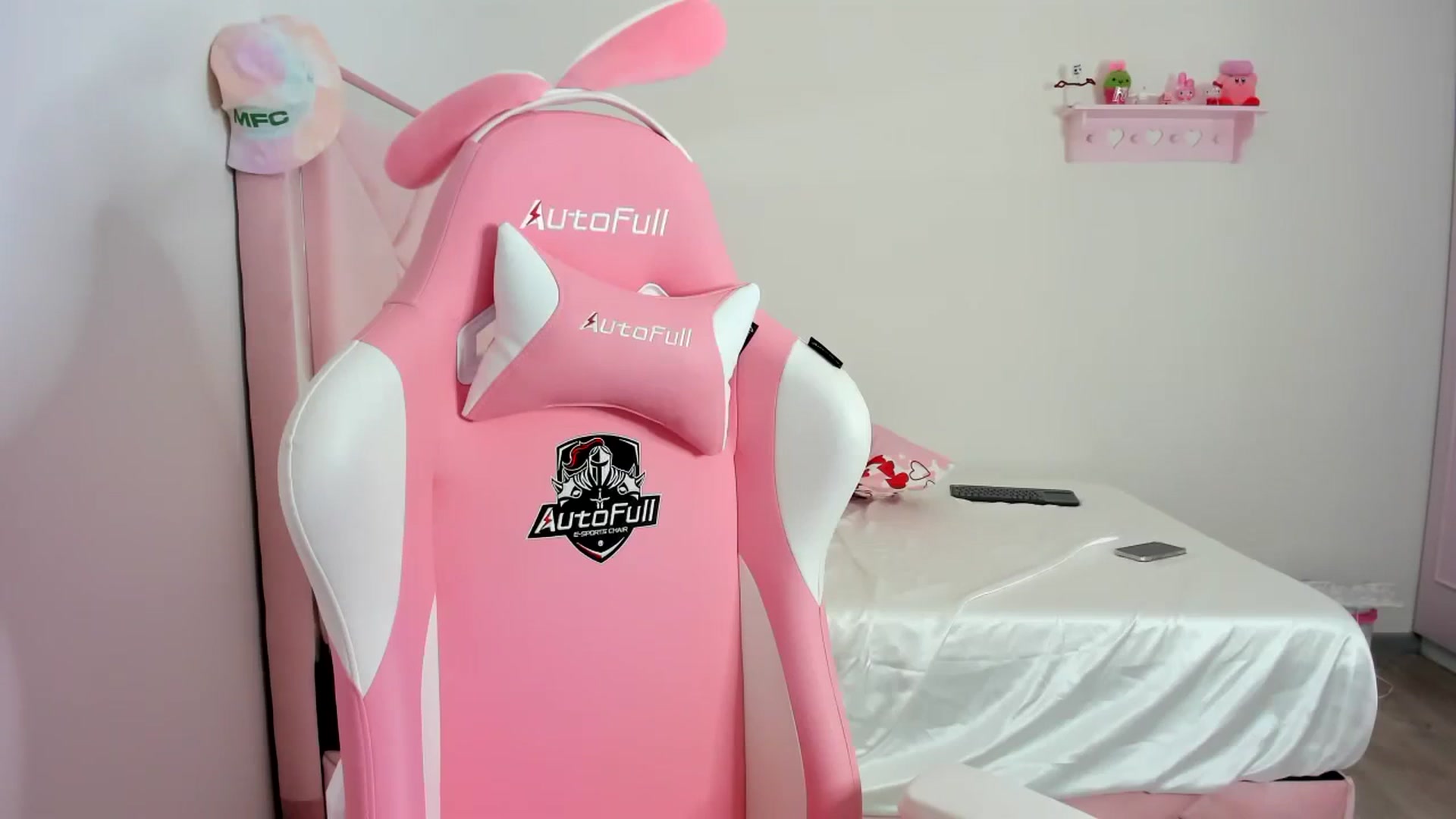 Gallery image thumbnail from Cherrycute666's myfreecams stream on, 02/18/2024, 09:58 image 20 of 20