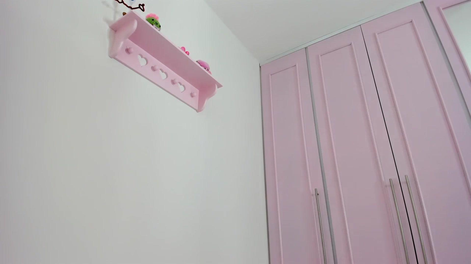 Gallery image thumbnail from Cherrycute666's myfreecams stream on, 02/18/2024, 11:09 image 4 of 20