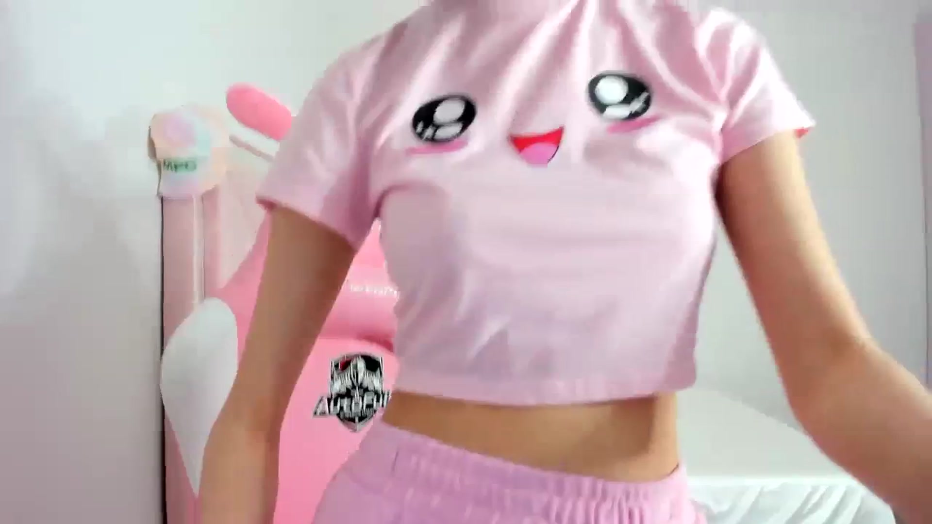 Gallery image thumbnail from Cherrycute666's myfreecams stream on, 02/19/2024, 02:47 image 9 of 20