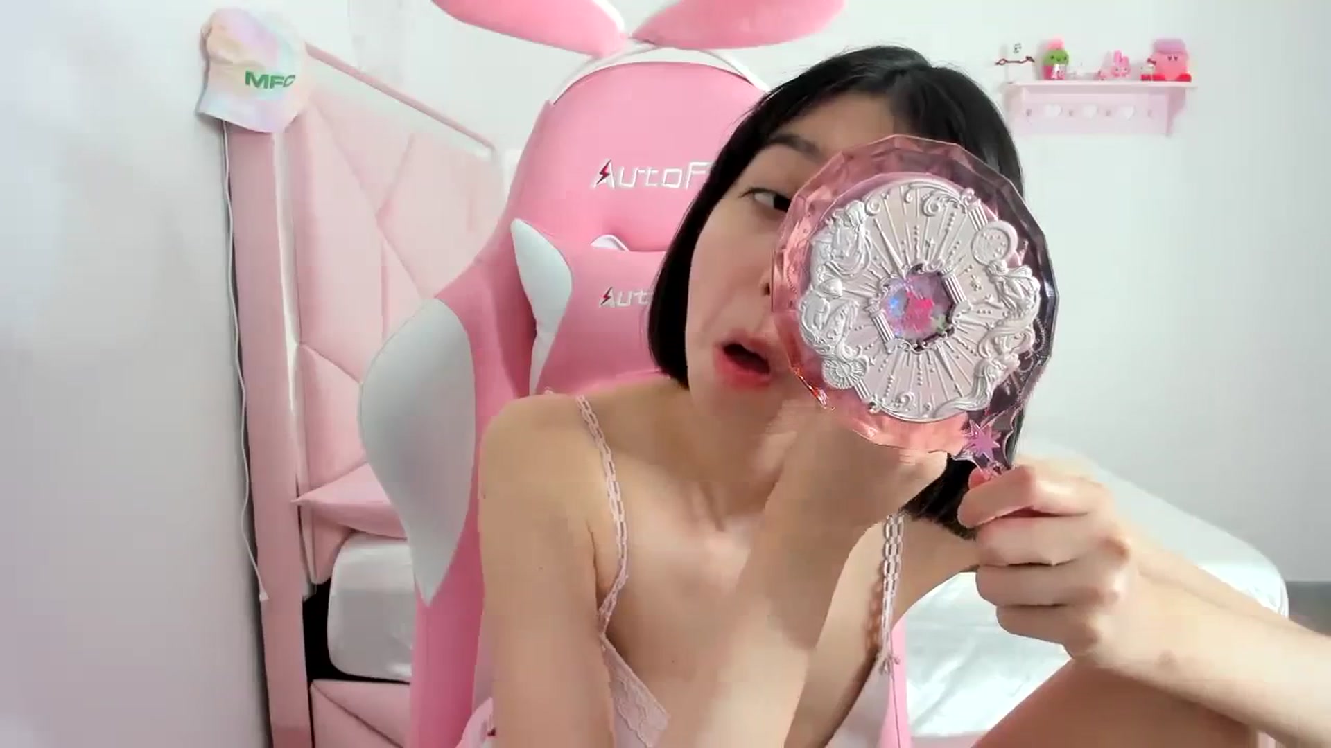 Gallery image thumbnail from Cherrycute666's myfreecams stream on, 02/20/2024, 08:57 image 11 of 20