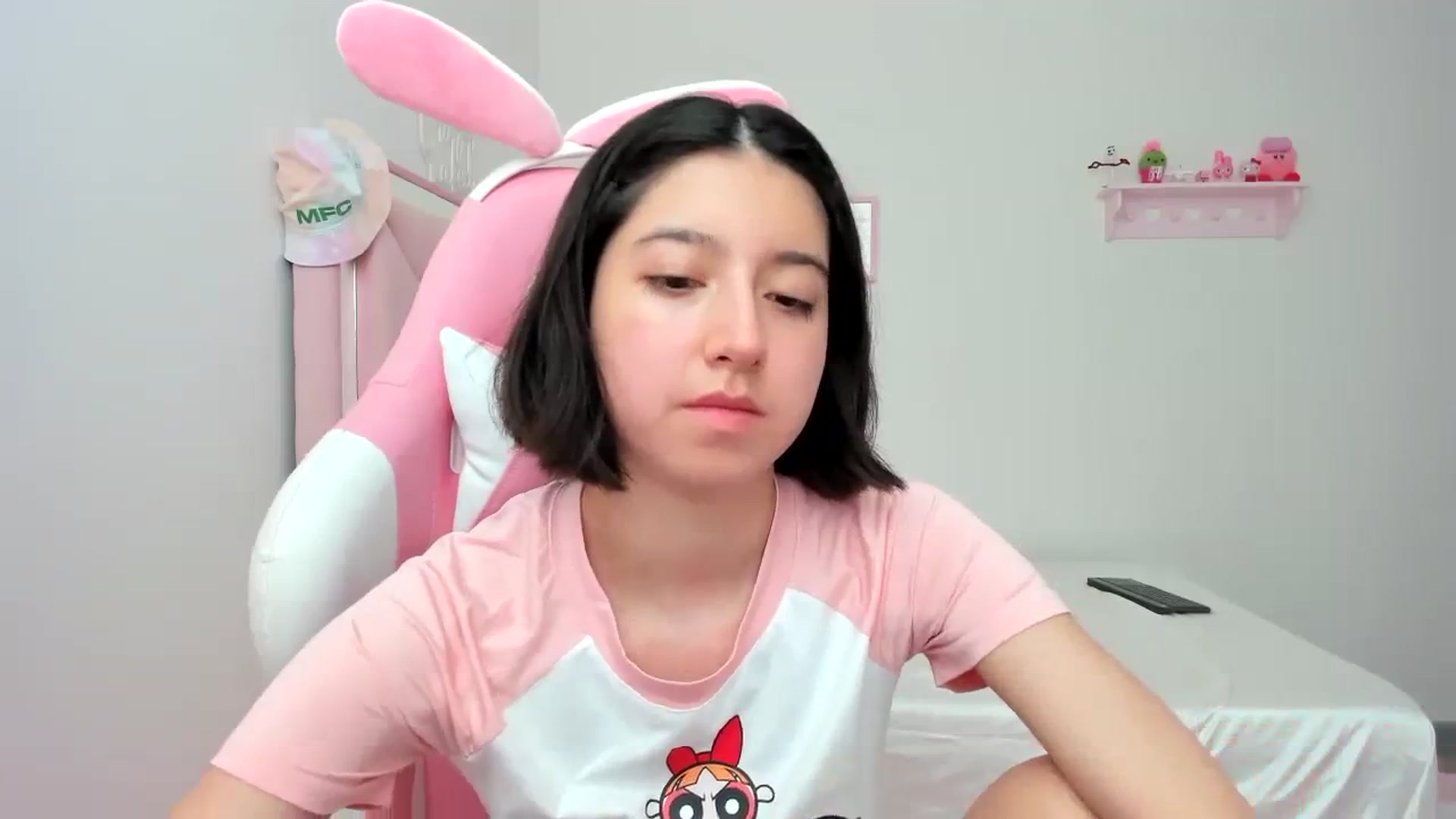 Gallery image thumbnail from Cherrycute666's myfreecams stream on, 02/25/2024, 17:16 image 20 of 20