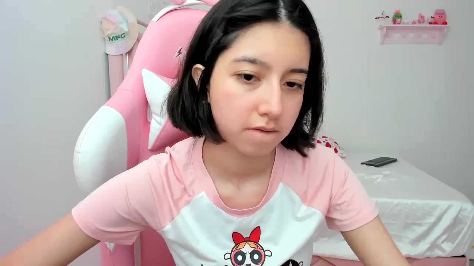 Gallery image thumbnail from Cherrycute666's myfreecams stream on, 02/25/2024, 18:40 image 3 of 20